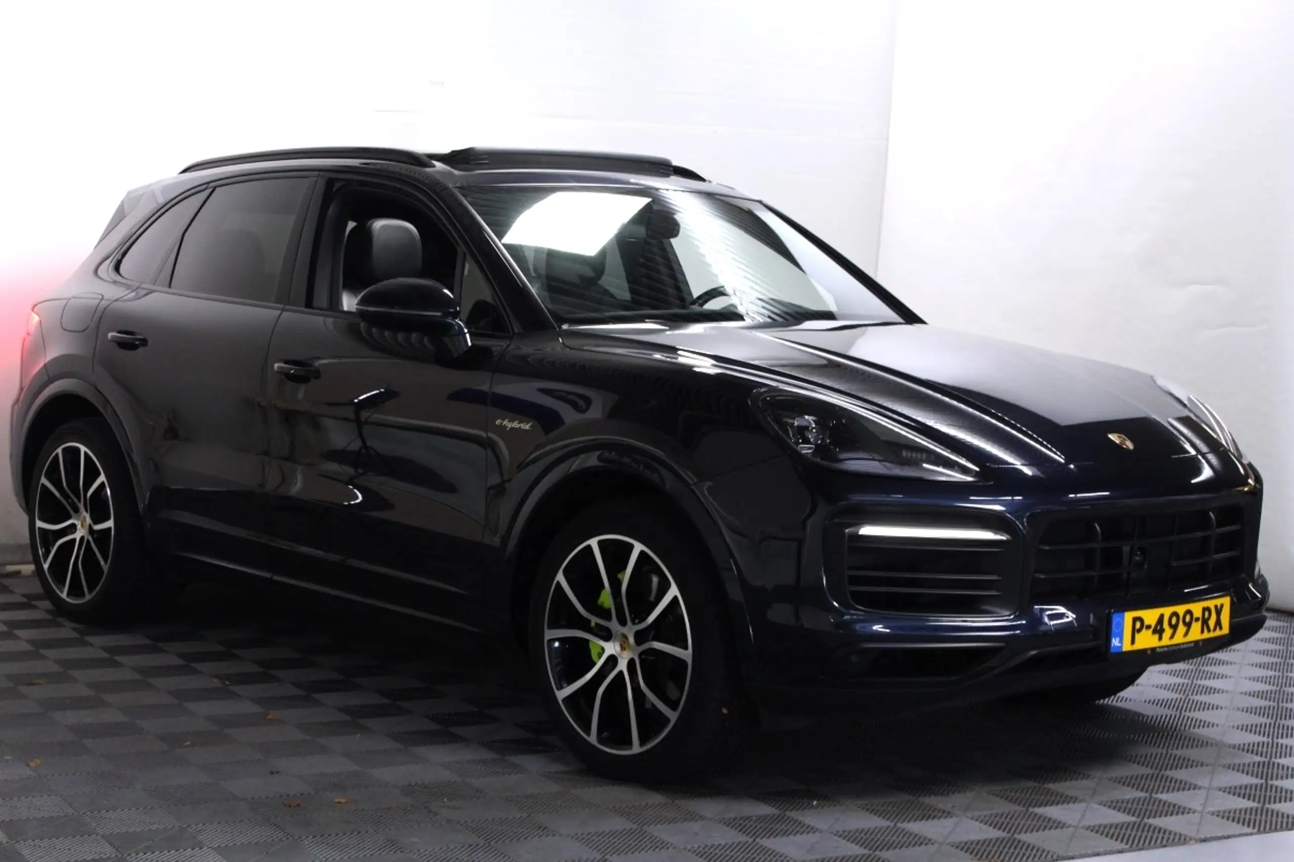 Porsche - Cayenne