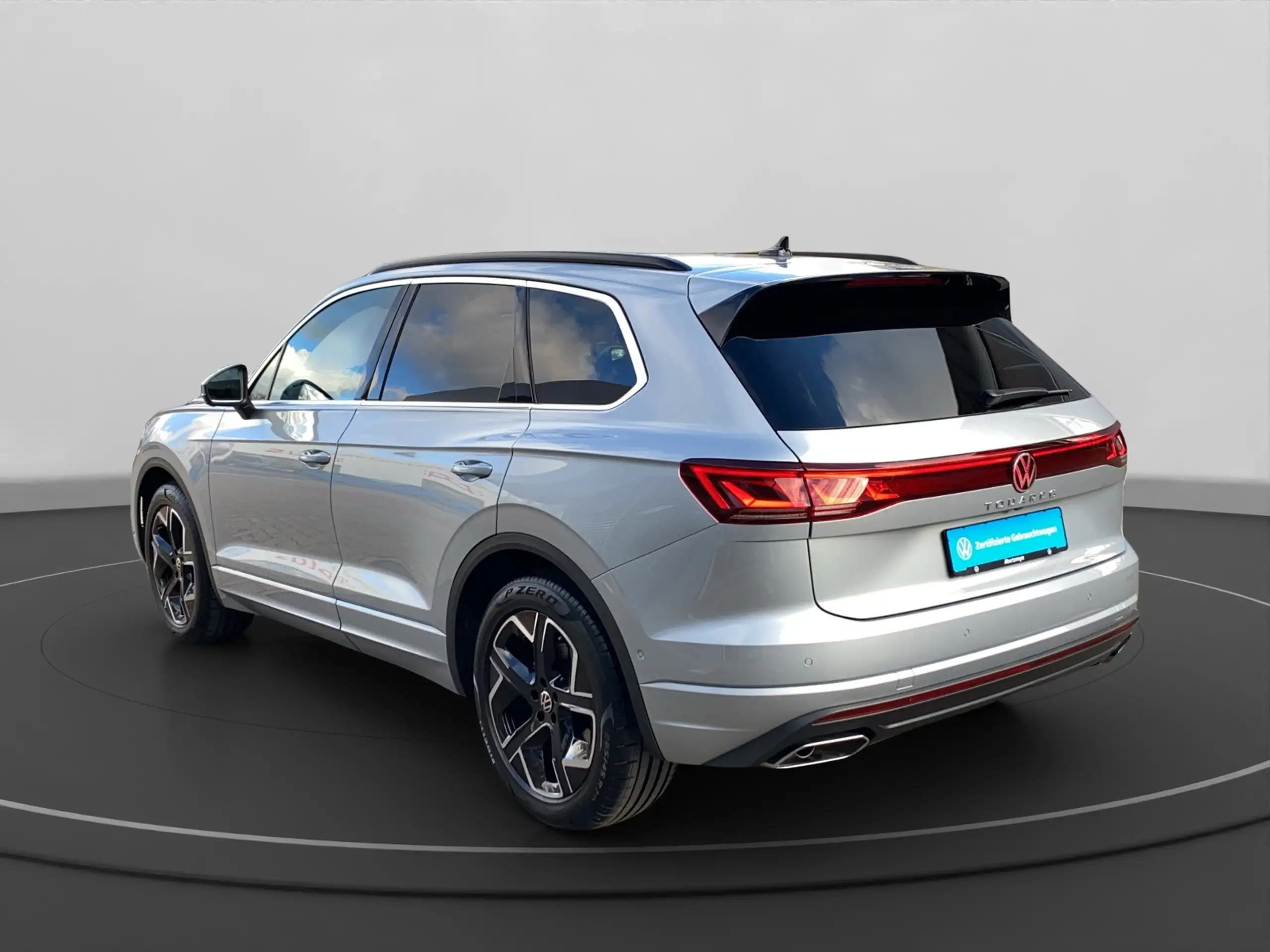 Volkswagen - Touareg