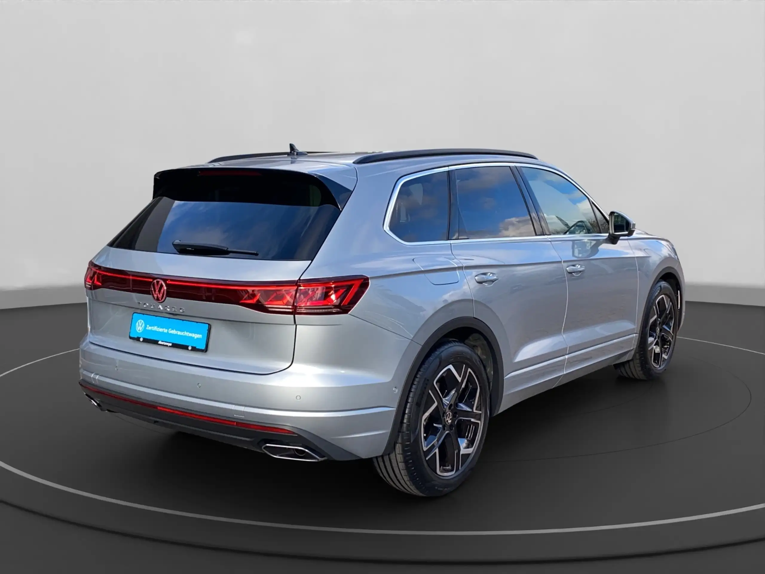 Volkswagen - Touareg