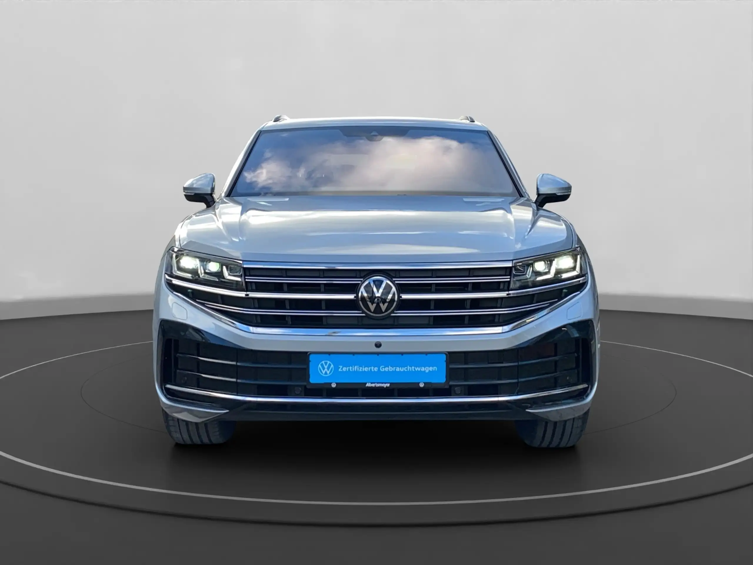 Volkswagen - Touareg