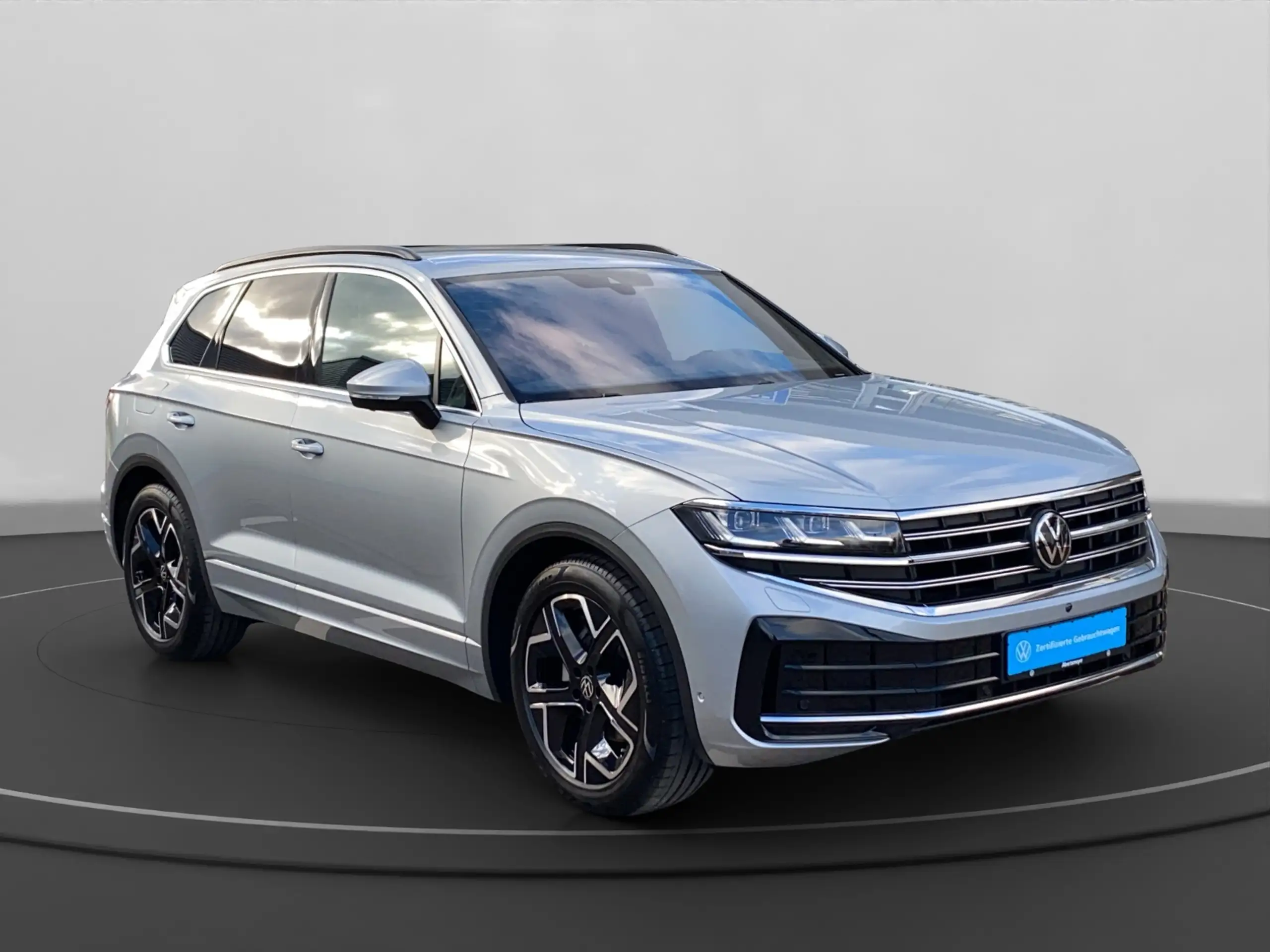 Volkswagen - Touareg