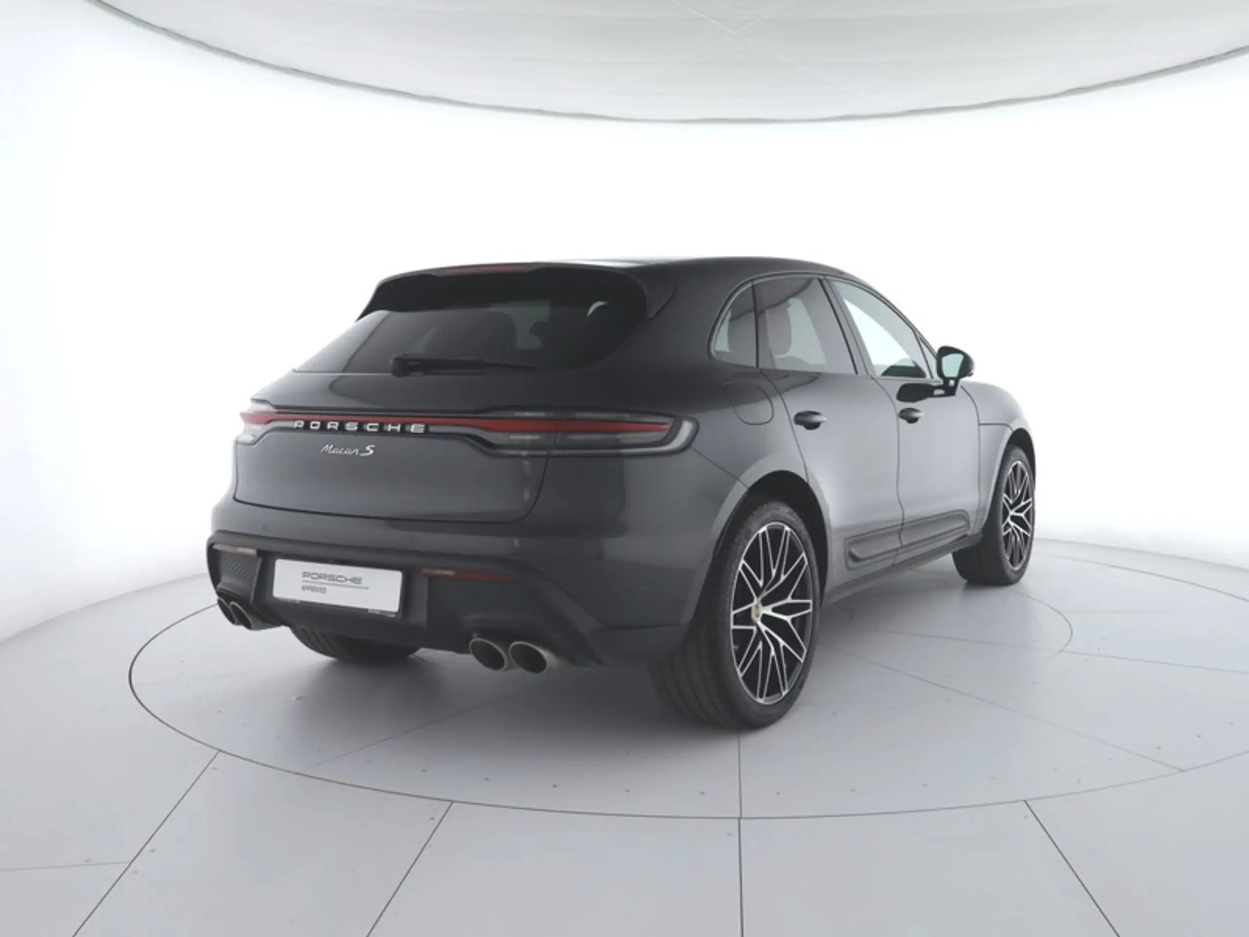 Porsche - Macan