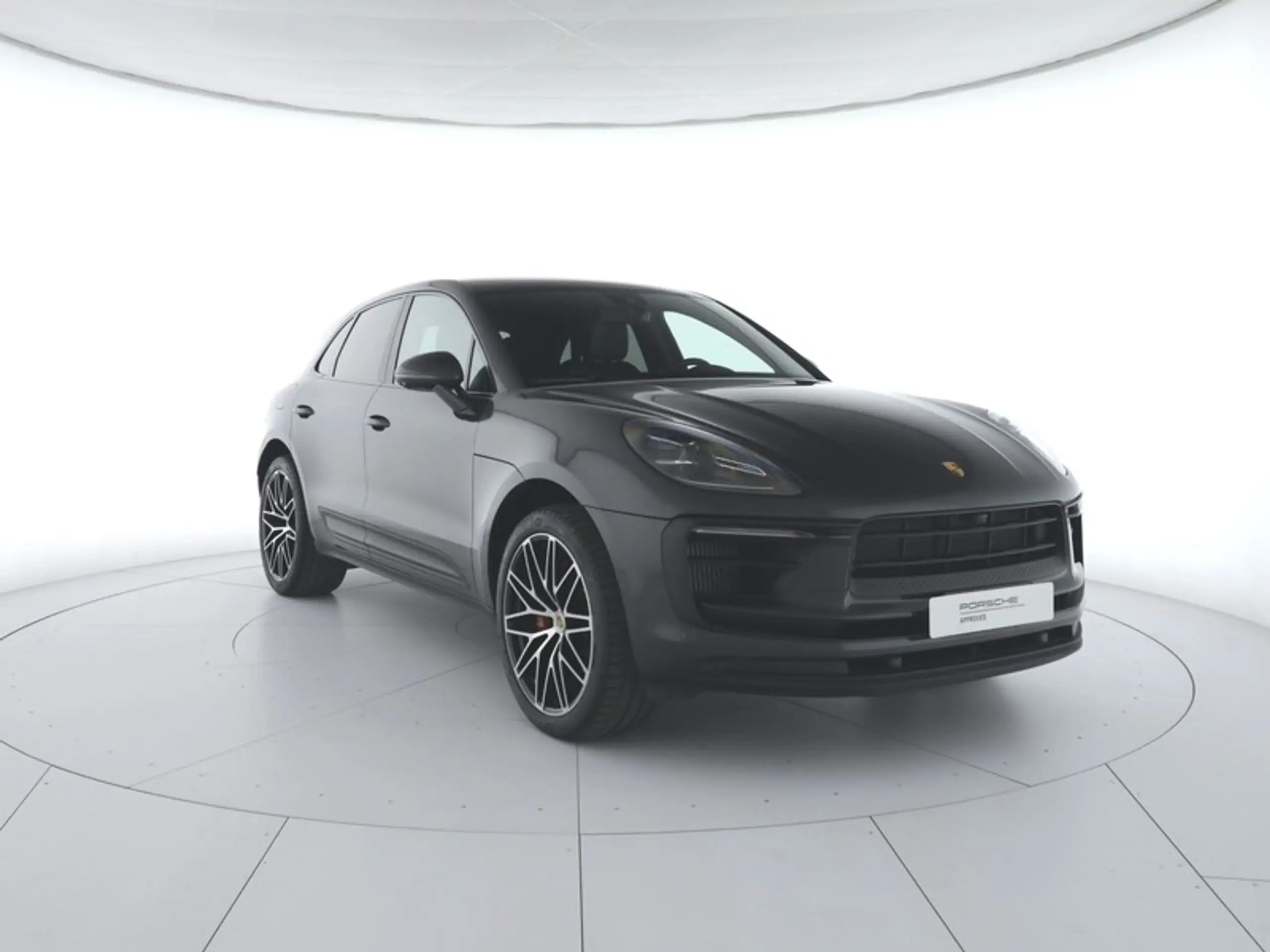 Porsche - Macan