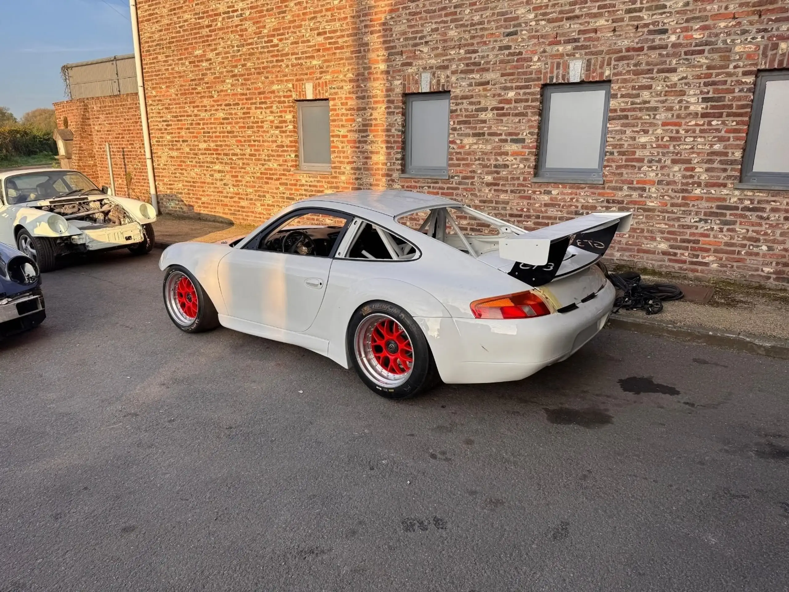 Porsche - 911