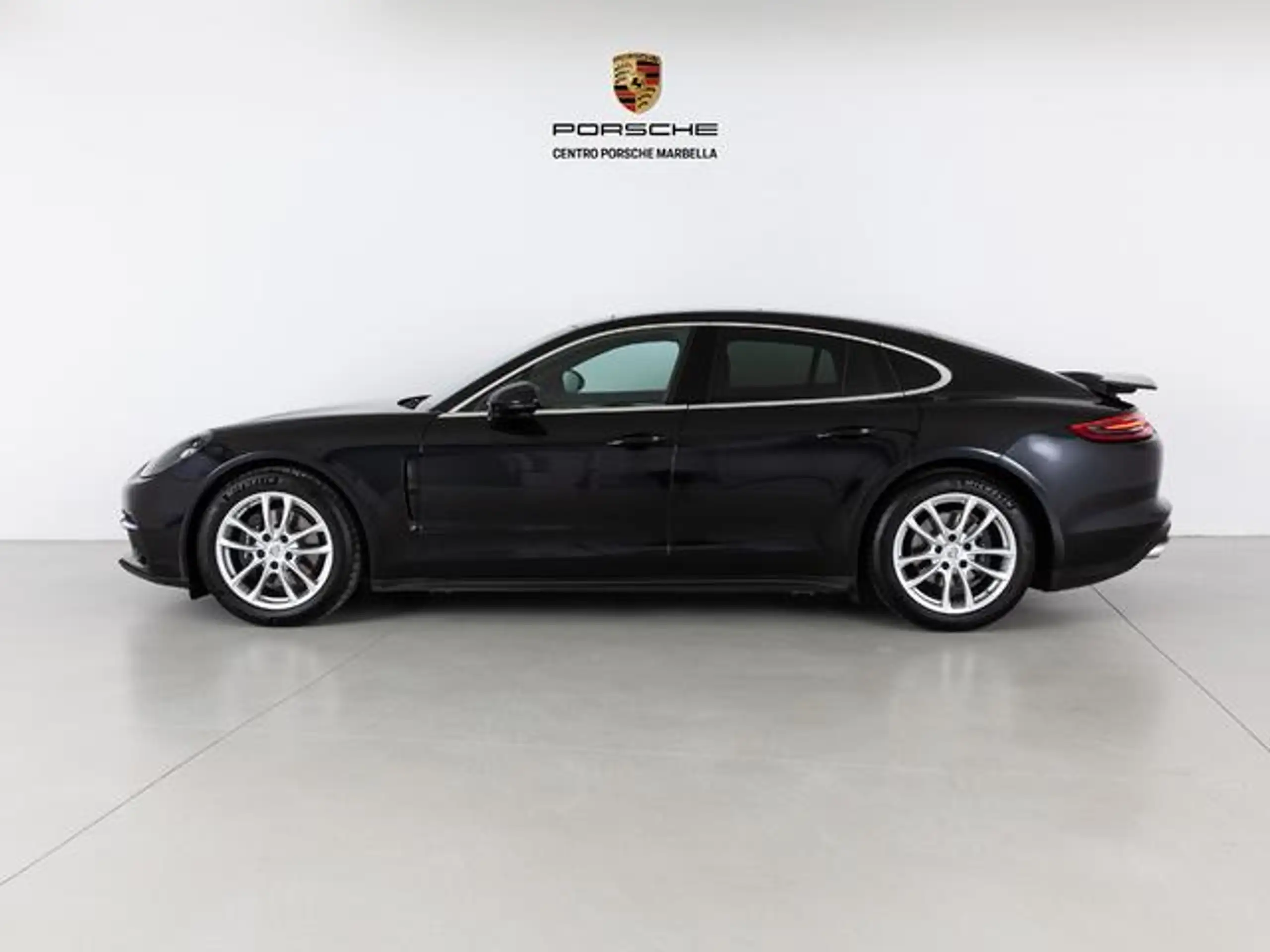 Porsche - Panamera