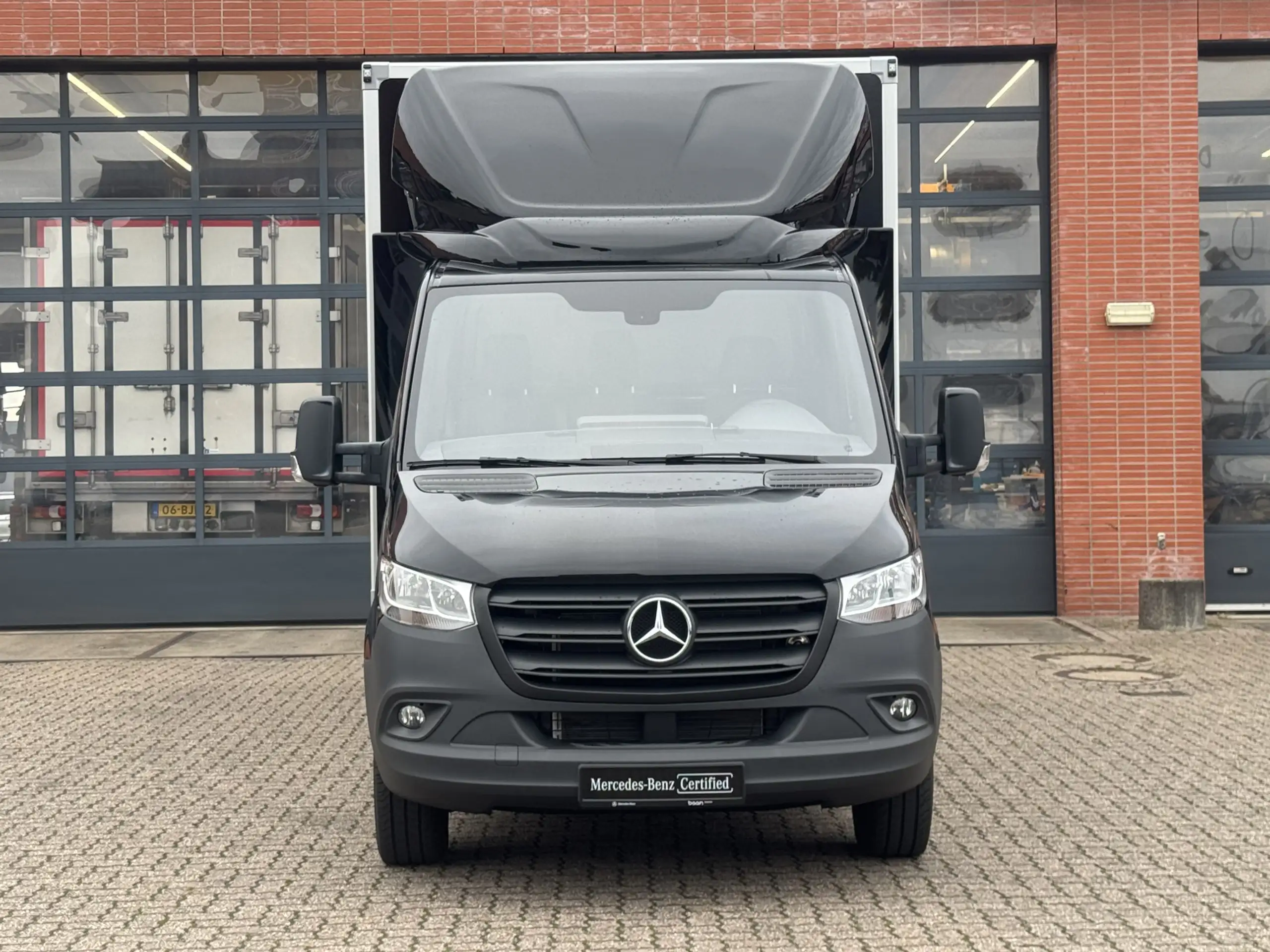 Mercedes-Benz - Sprinter