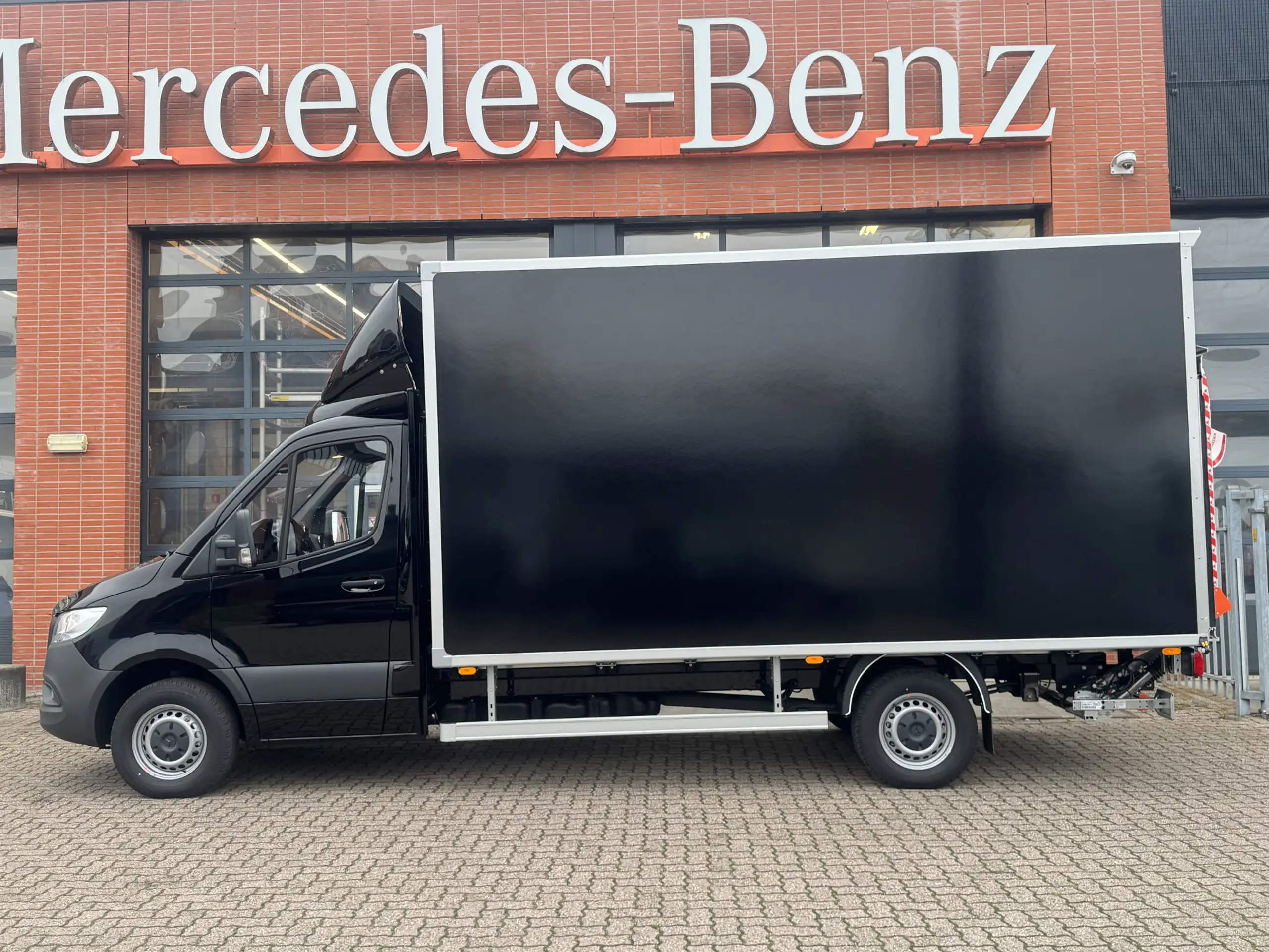 Mercedes-Benz - Sprinter