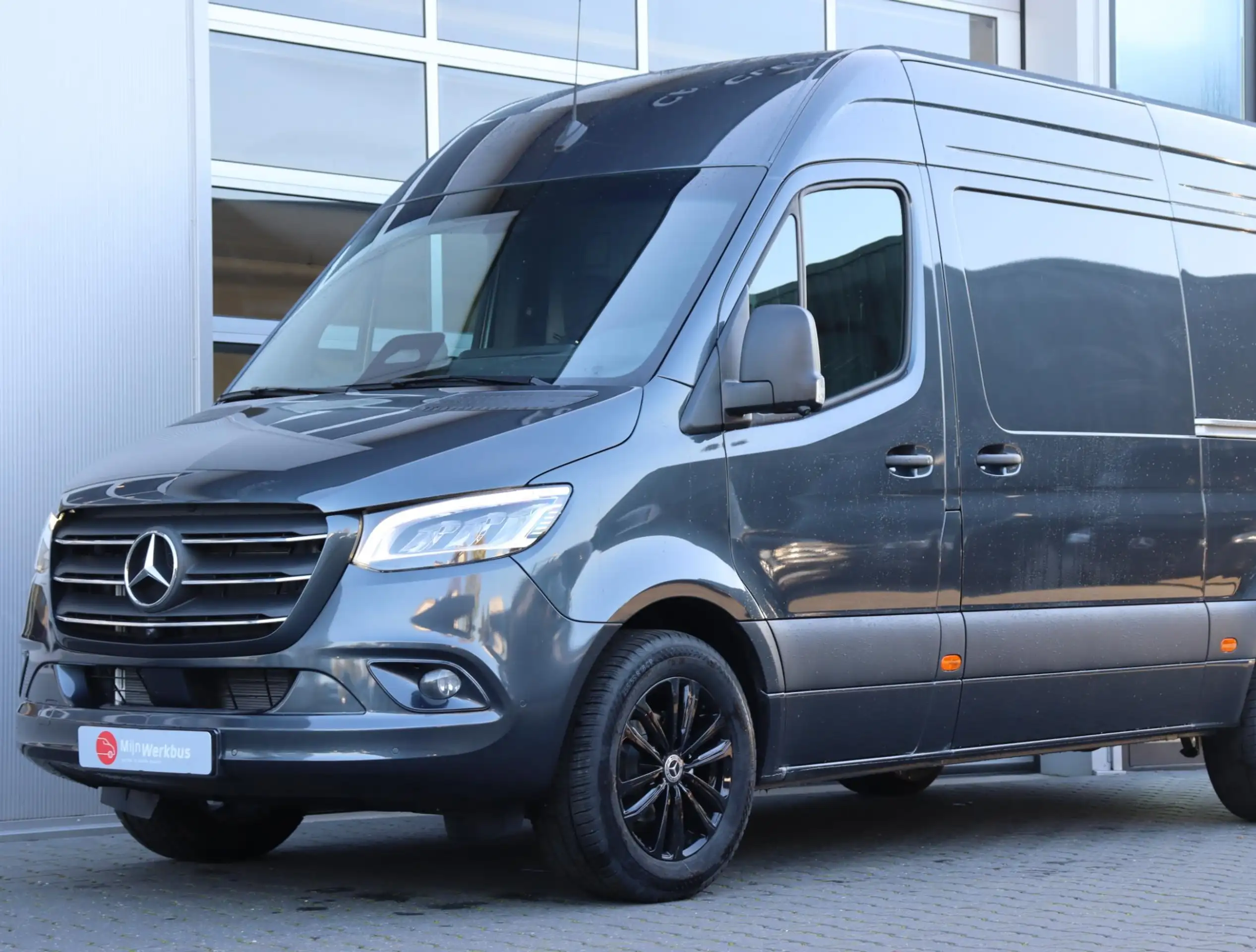 Mercedes-Benz - Sprinter