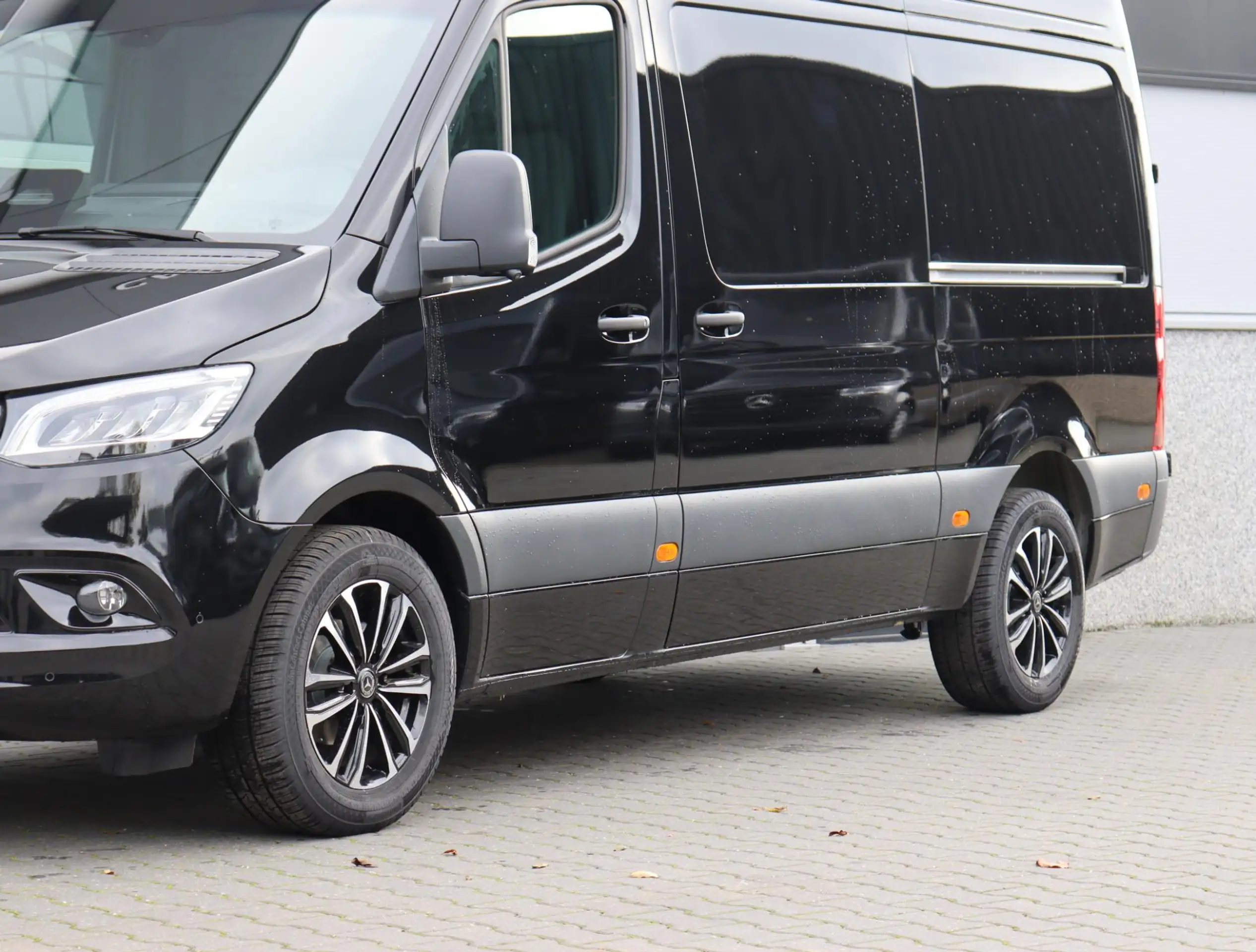 Mercedes-Benz - Sprinter