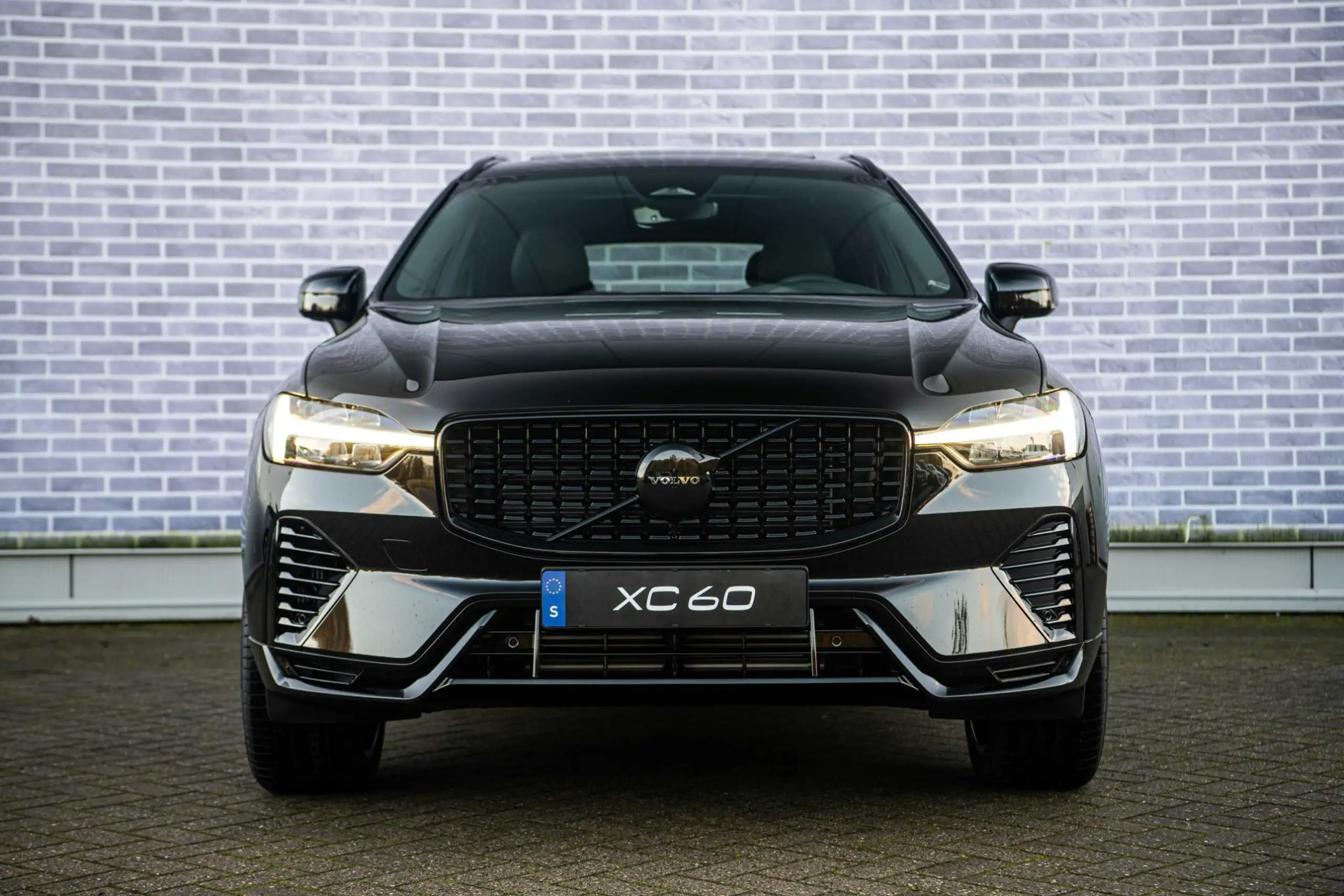 Volvo - XC60