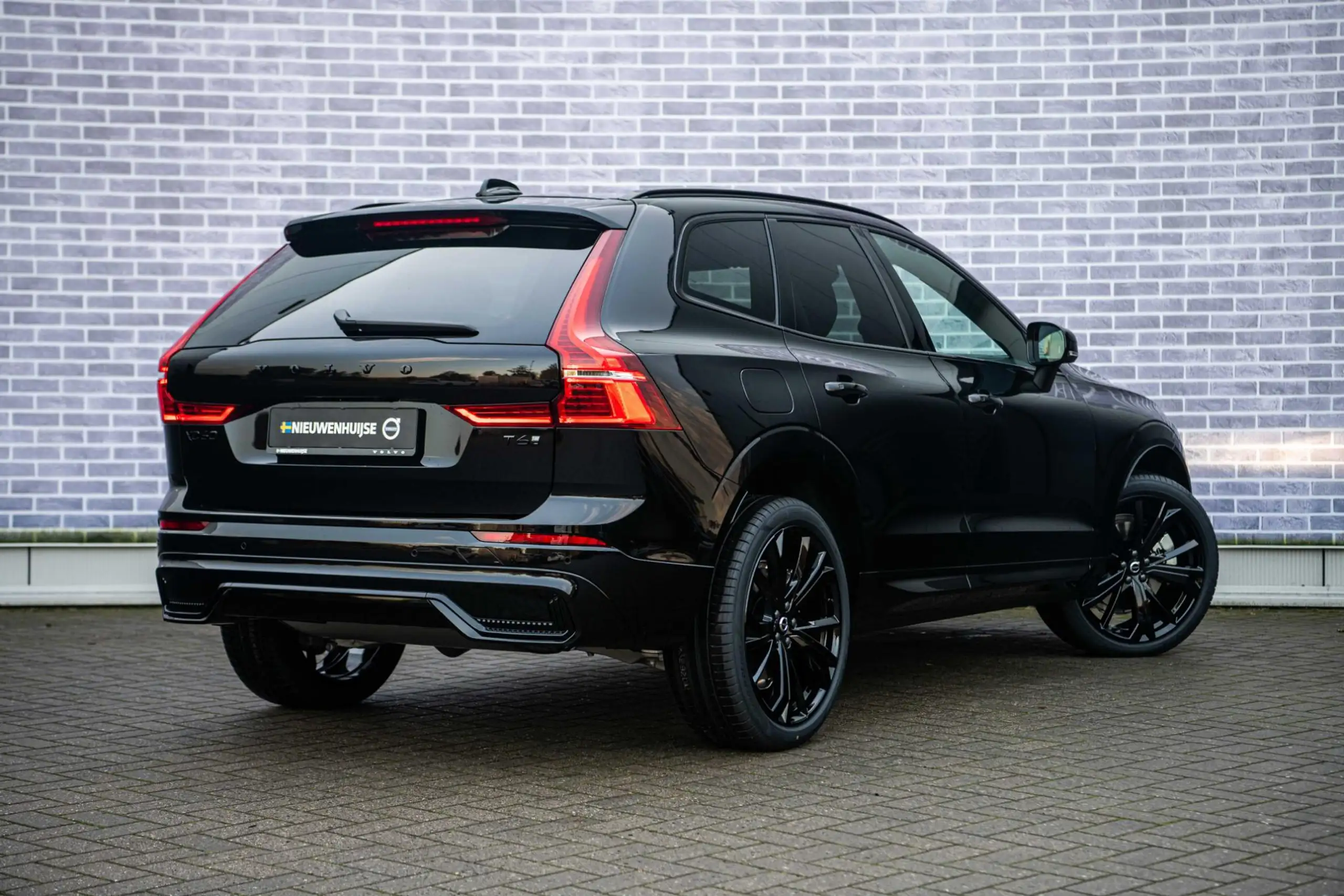 Volvo - XC60