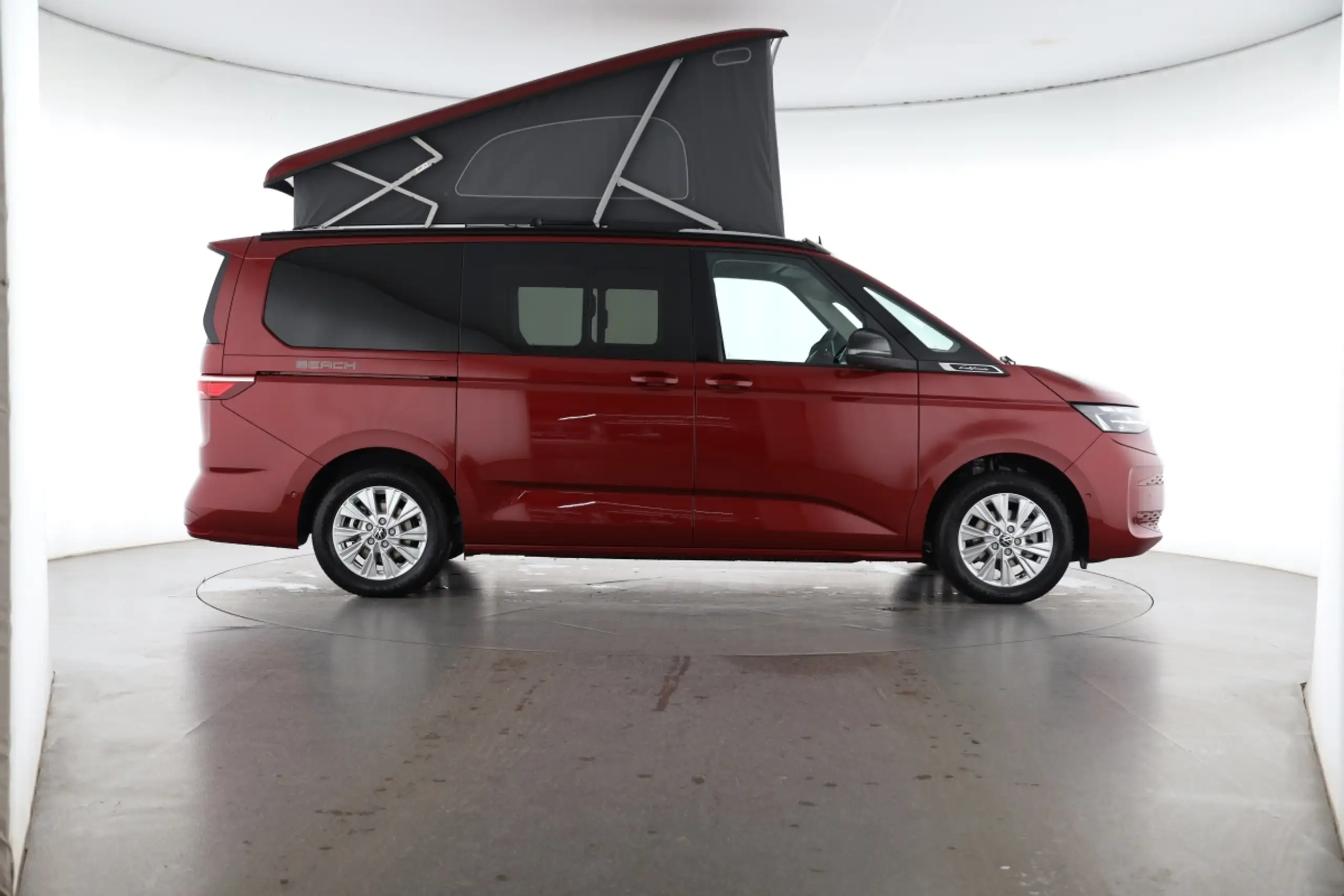 Volkswagen - T7 California