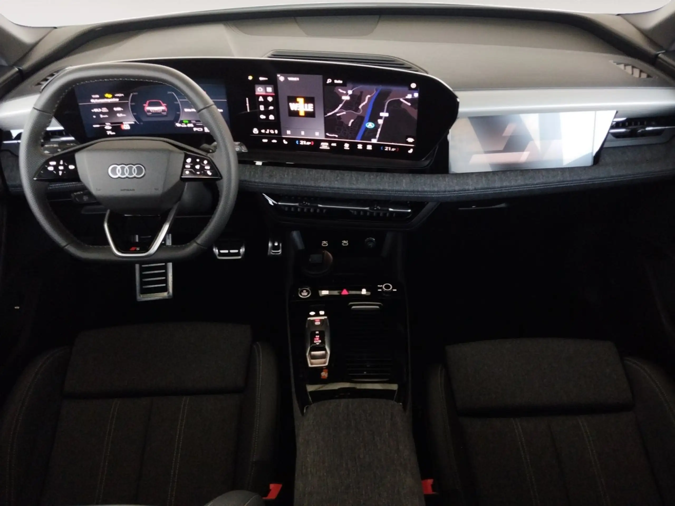 Audi - Q6