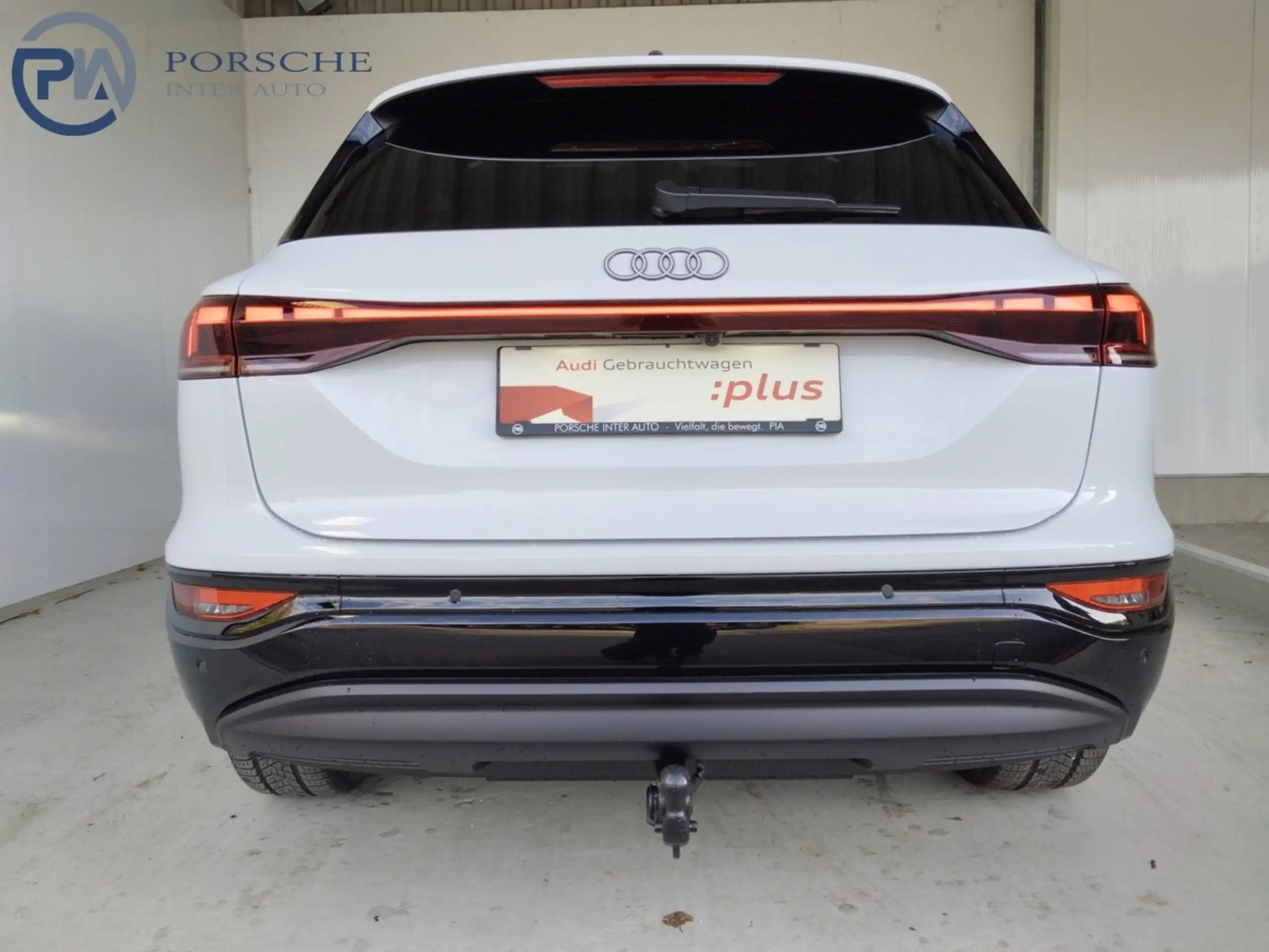 Audi - Q6