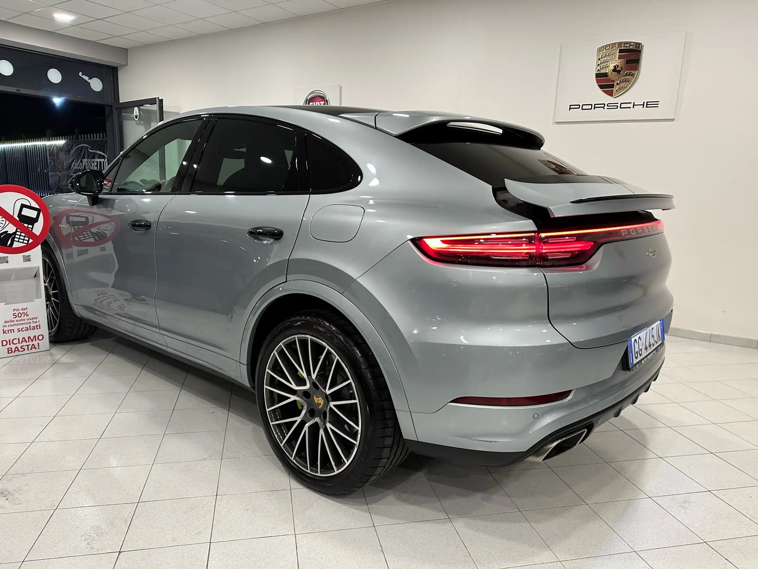 Porsche - Cayenne