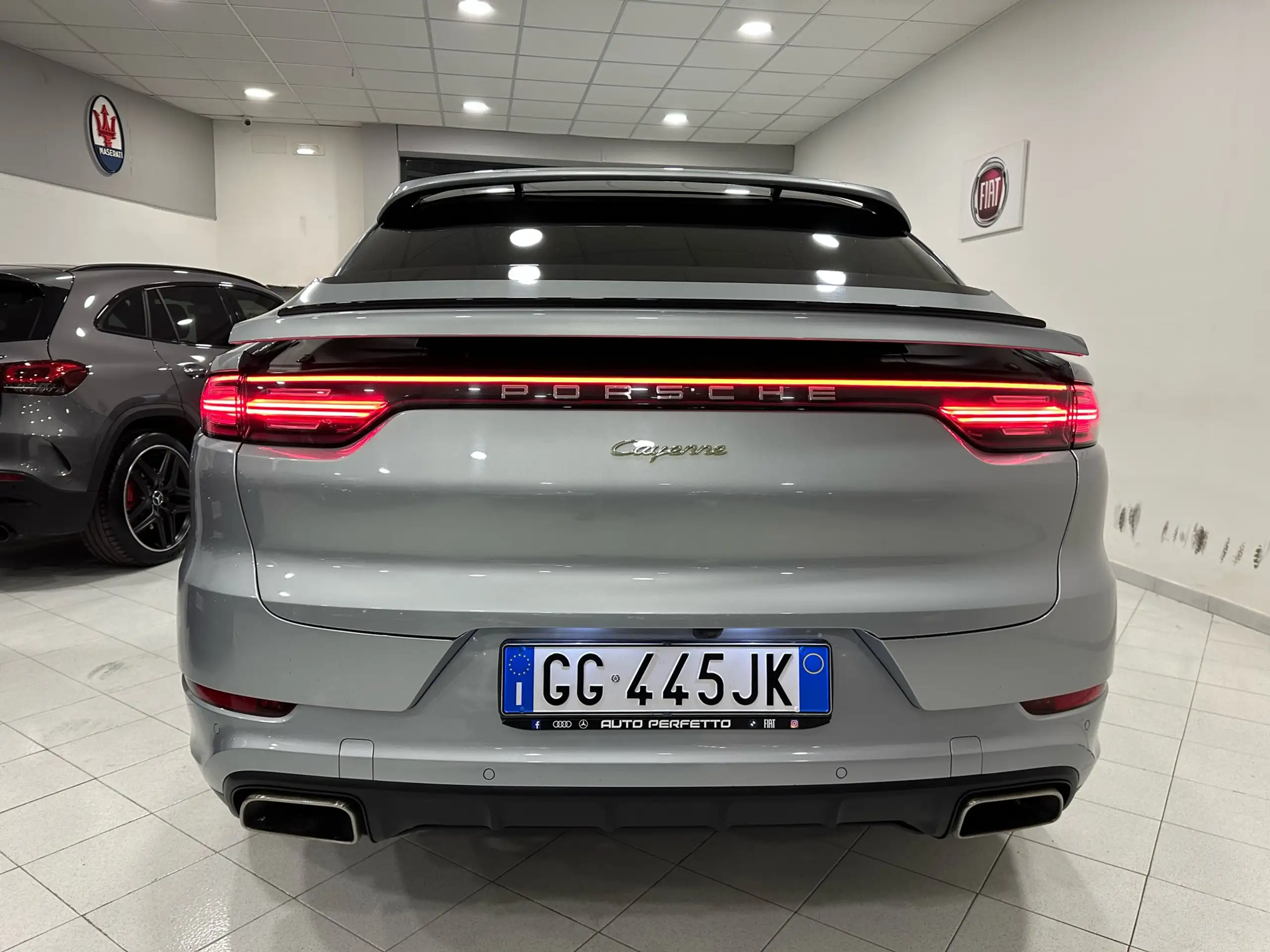 Porsche - Cayenne