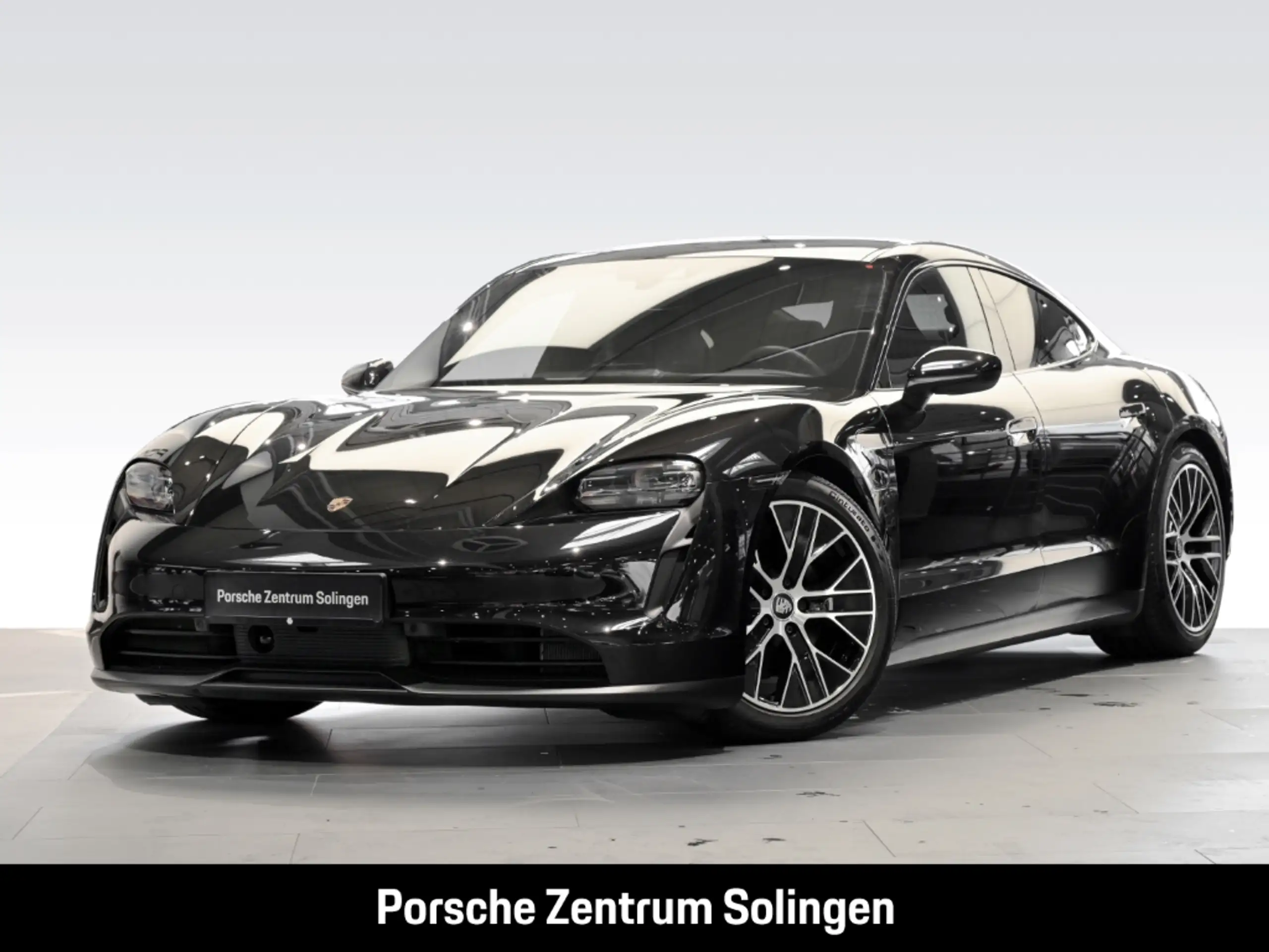 Porsche Taycan 2023