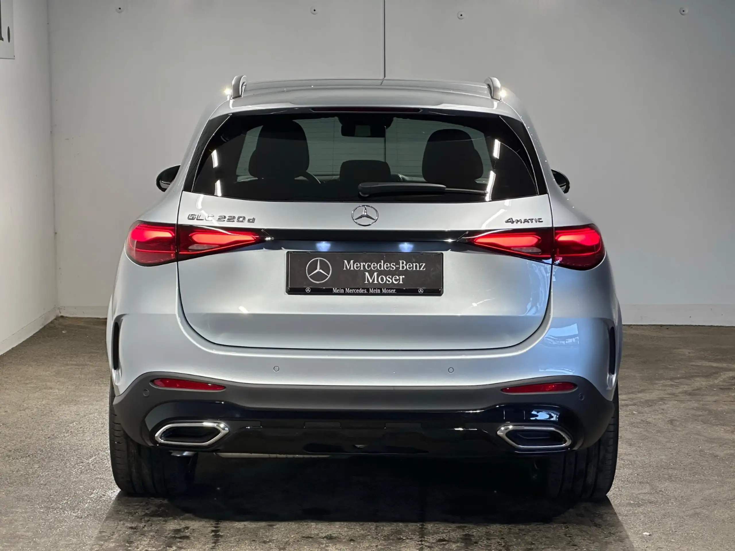 Mercedes-Benz - GLC 220