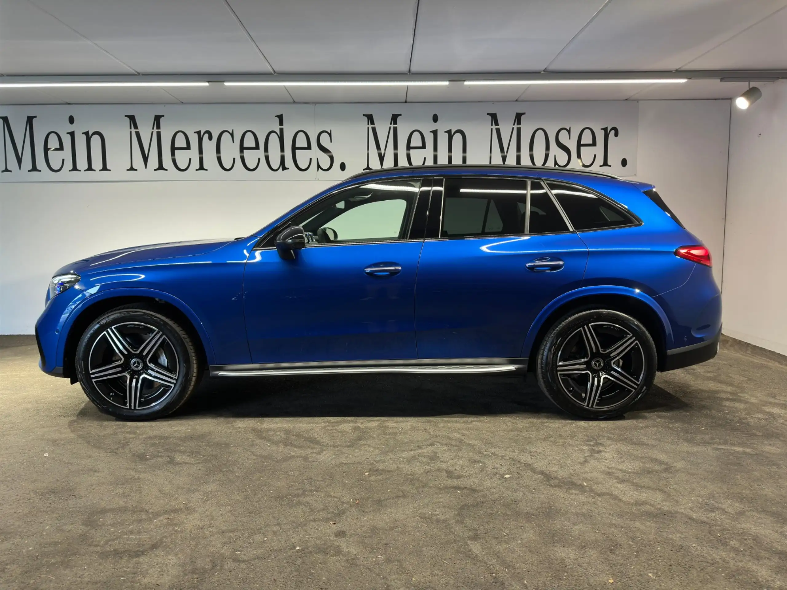 Mercedes-Benz - GLC 220