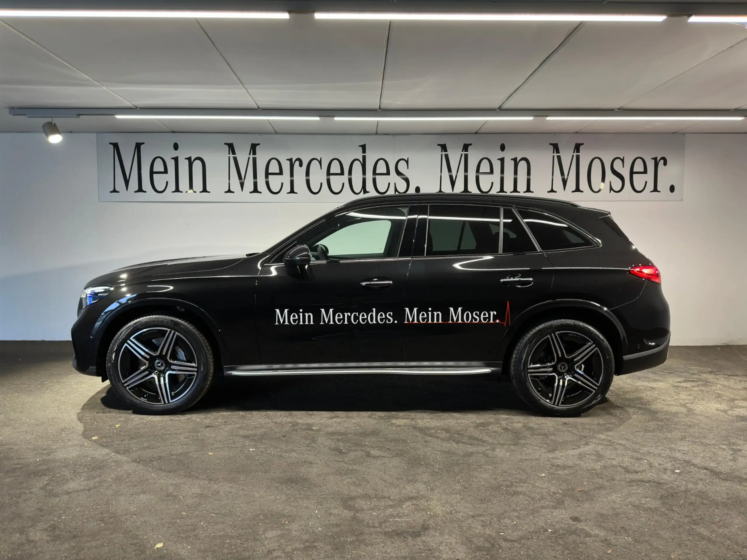 Mercedes-Benz - GLC 220