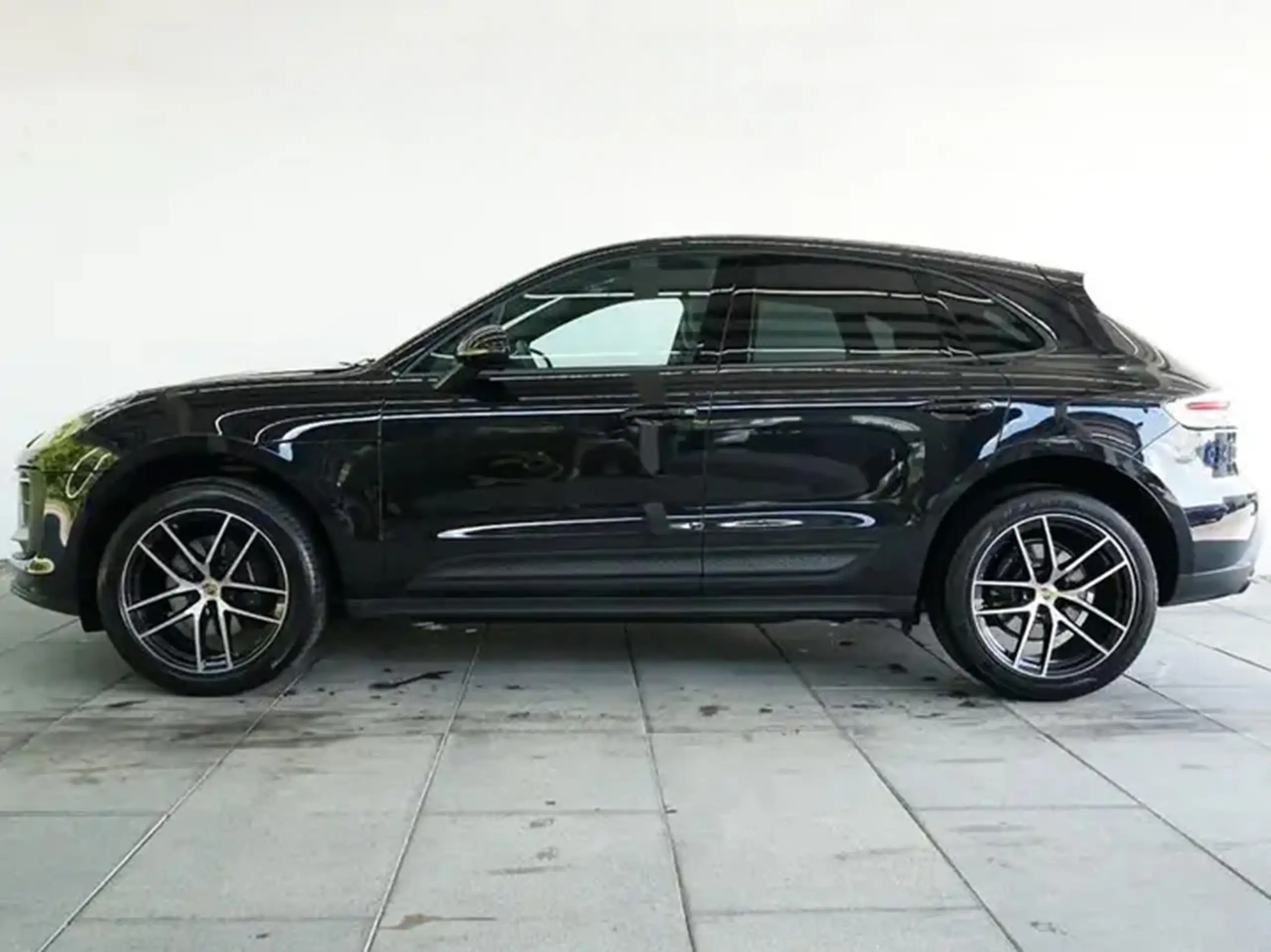 Porsche - Macan