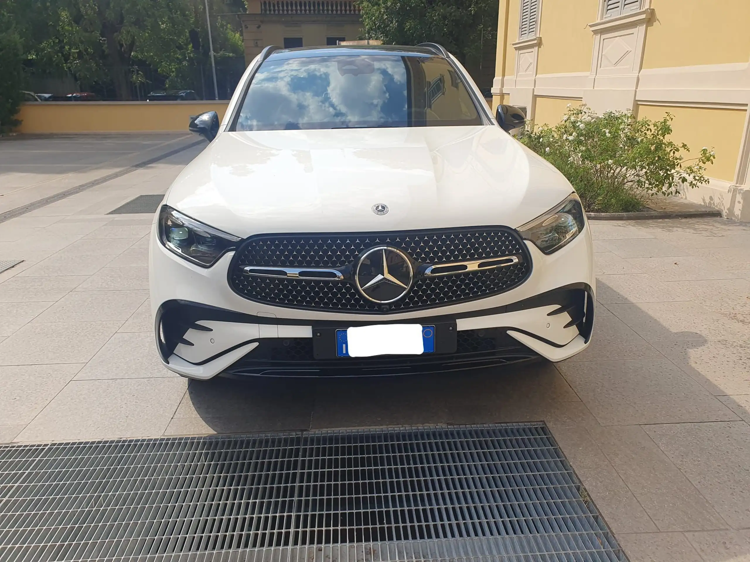 Mercedes-Benz - GLC 220