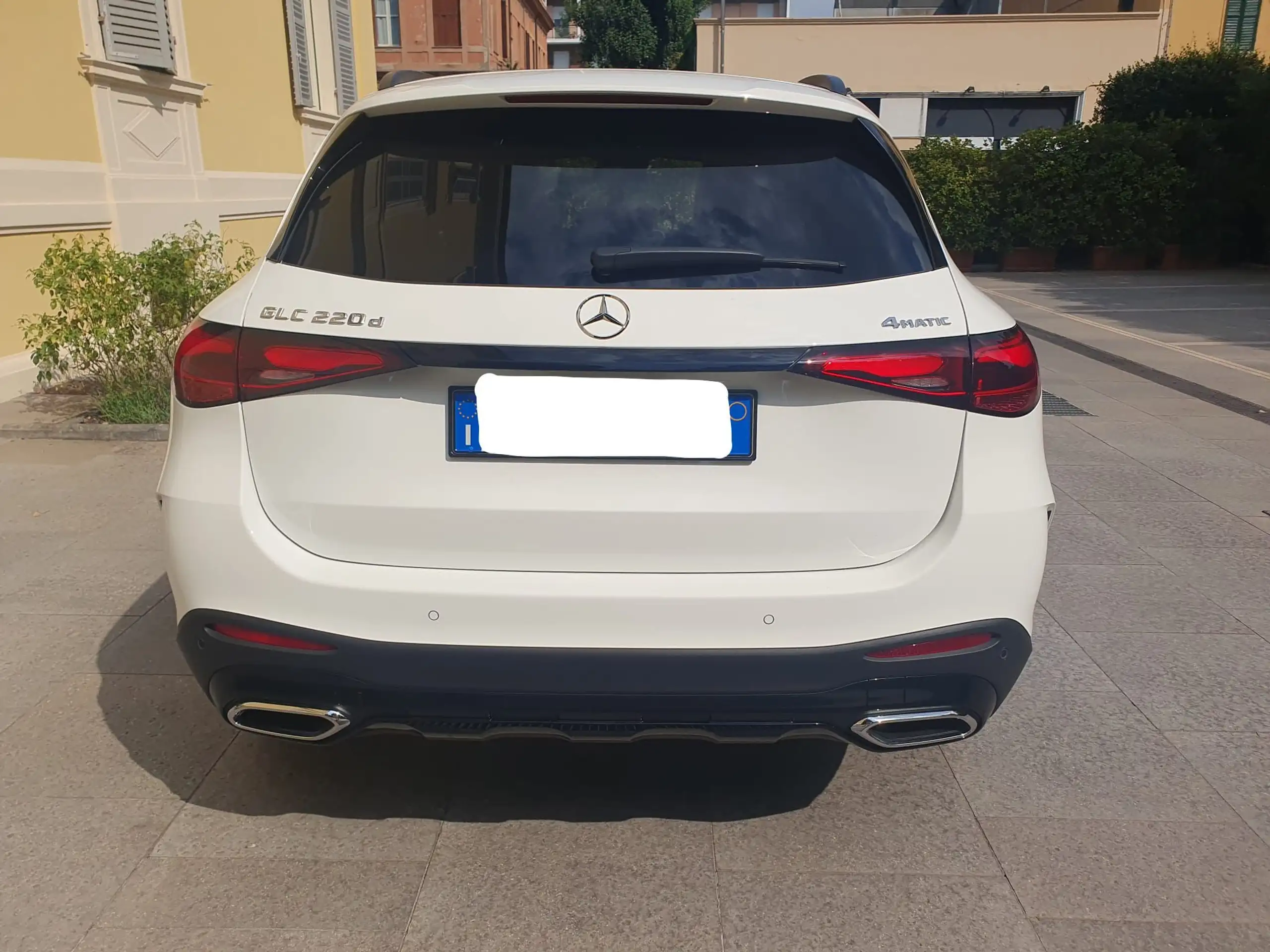 Mercedes-Benz - GLC 220