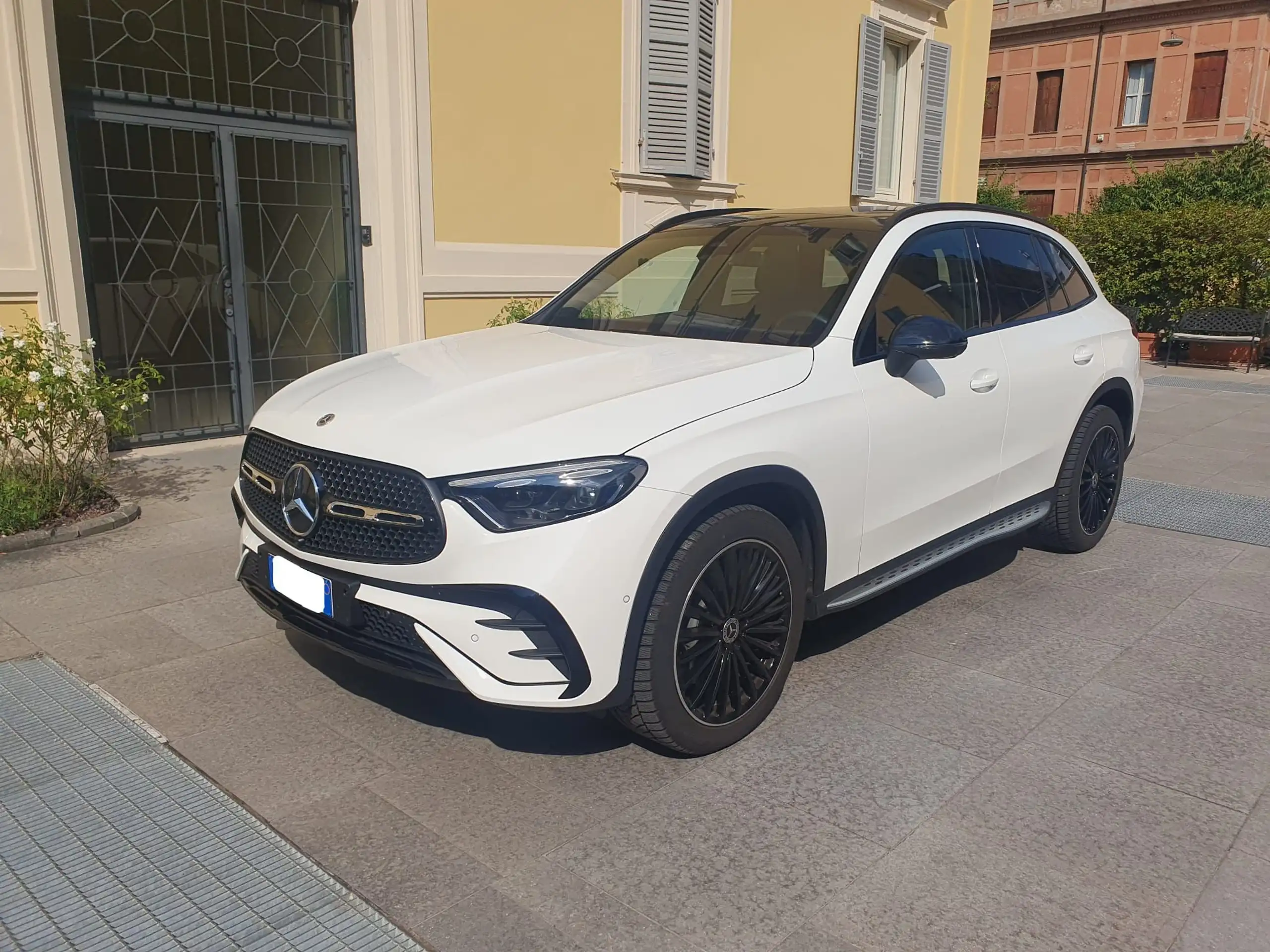 Mercedes-Benz - GLC 220