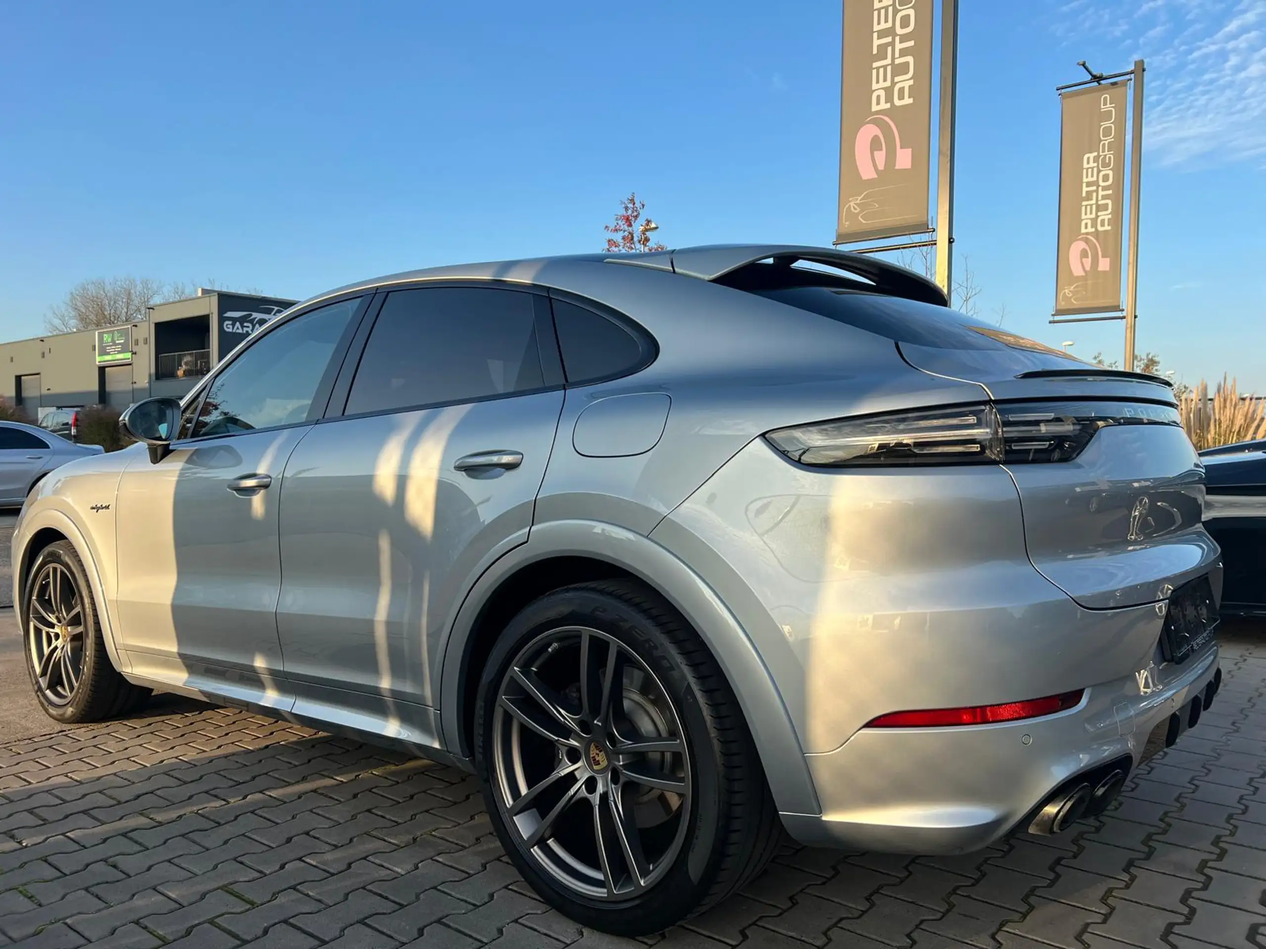 Porsche - Cayenne