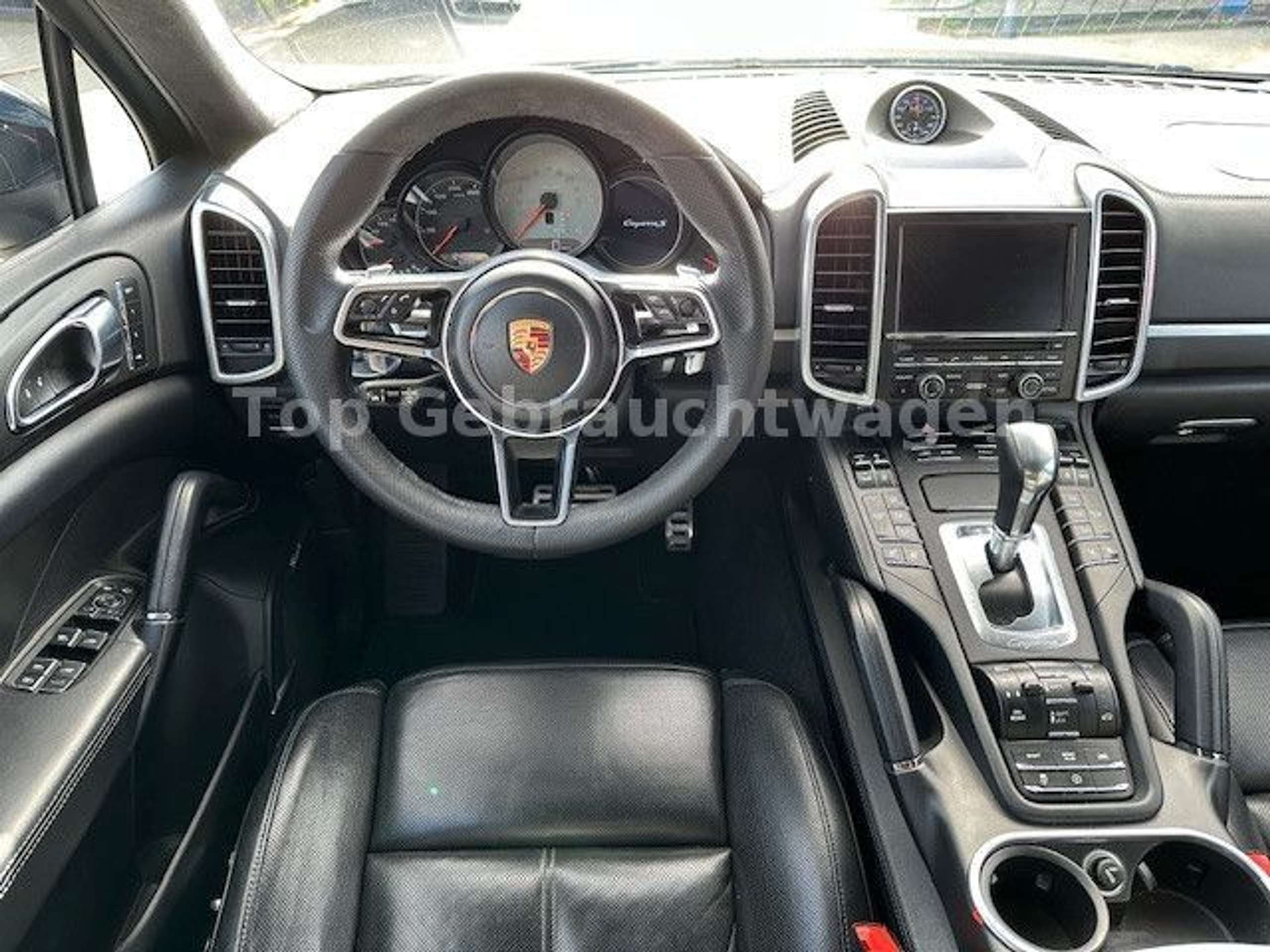 Porsche - Cayenne