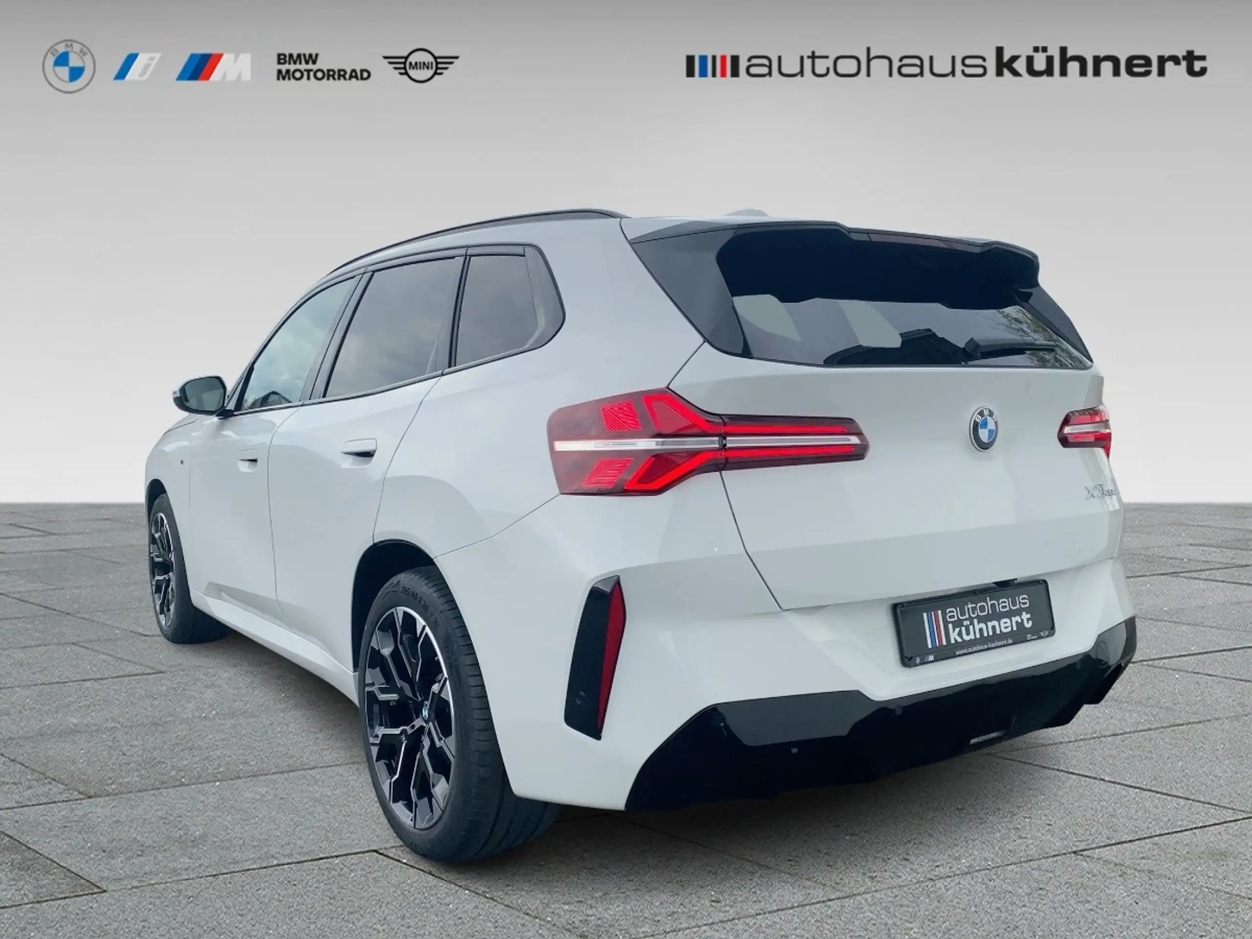 BMW - X3