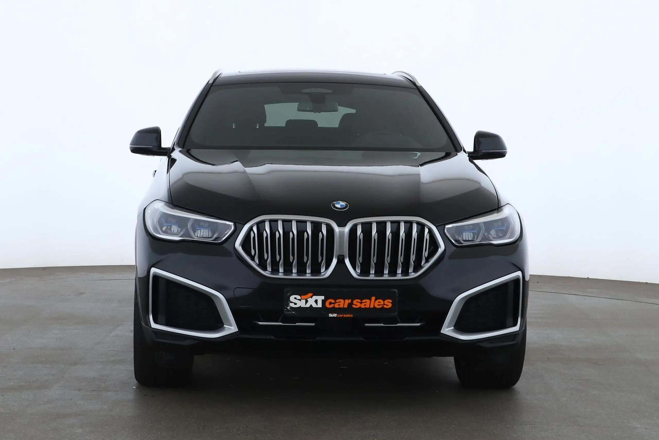 BMW - X6