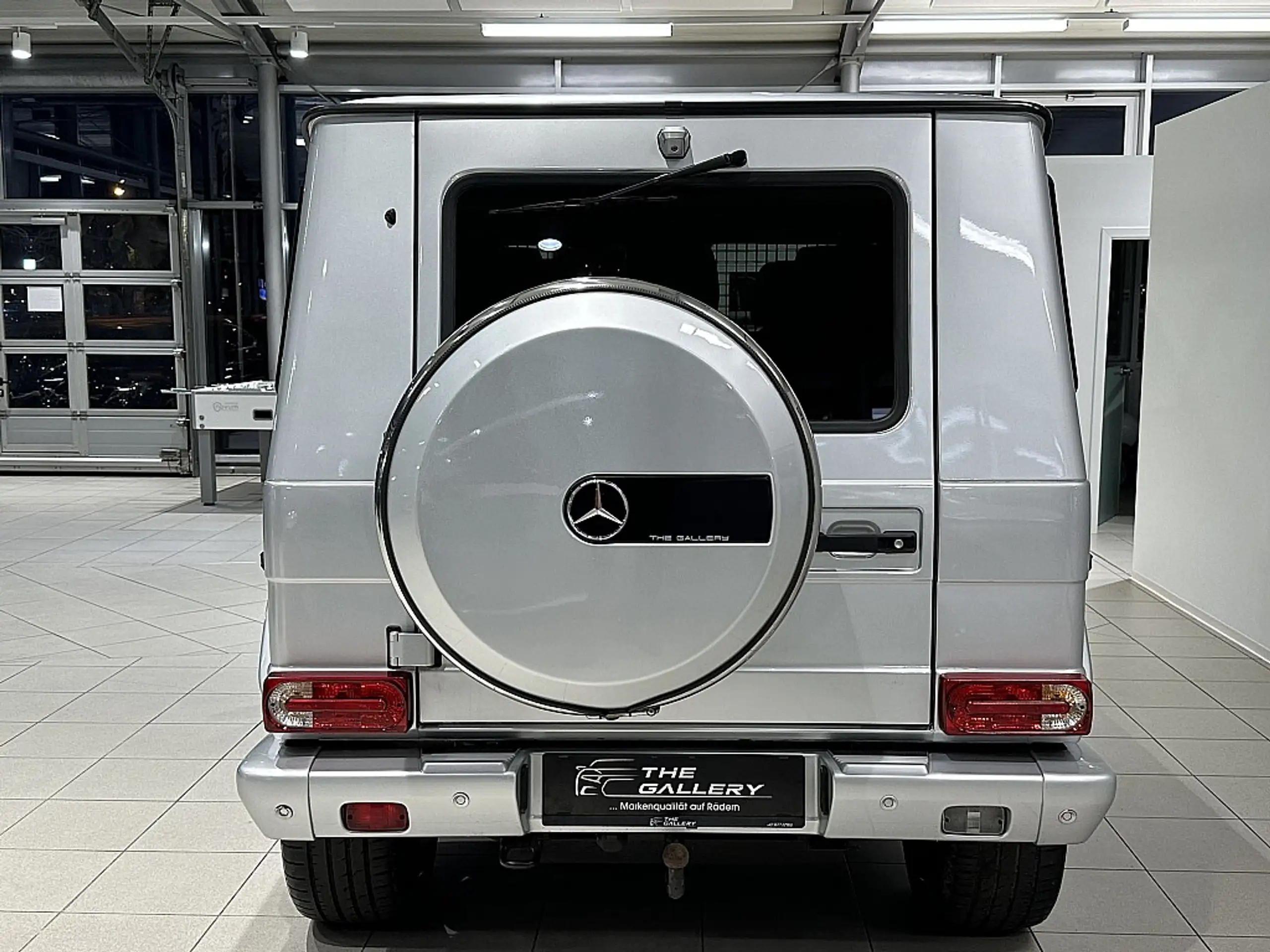 Mercedes-Benz - G 350