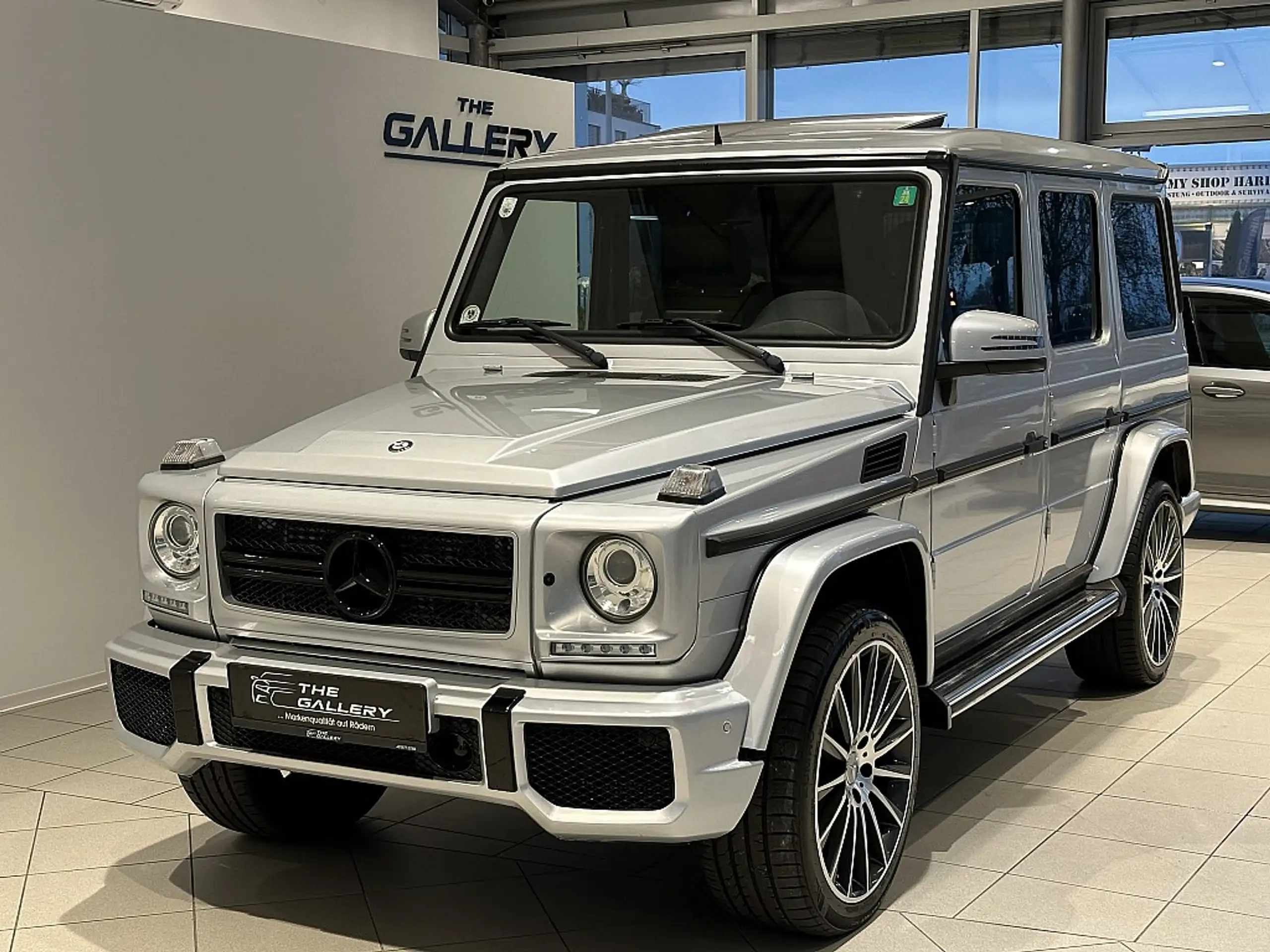 Mercedes-Benz - G 350