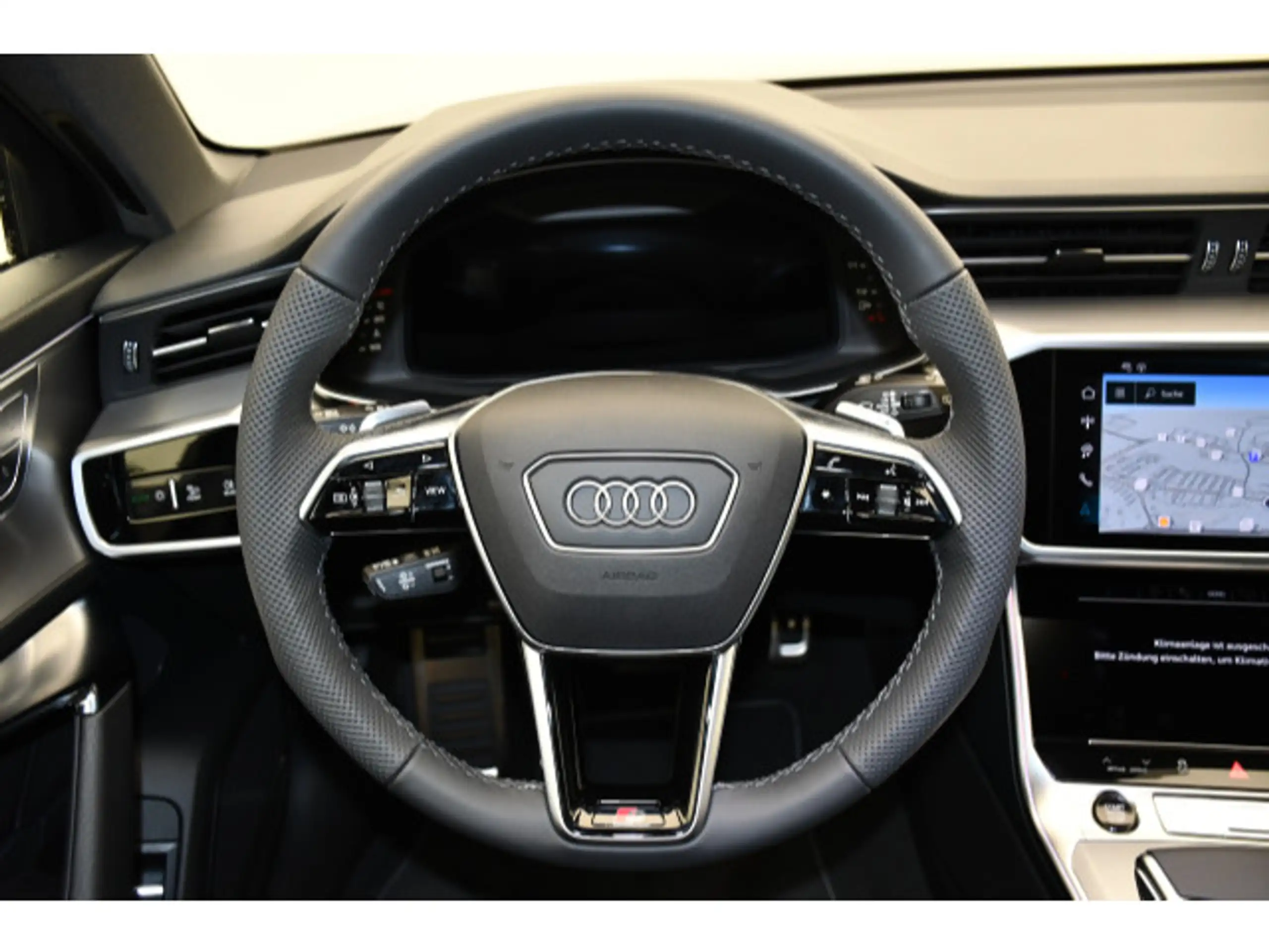 Audi - A6