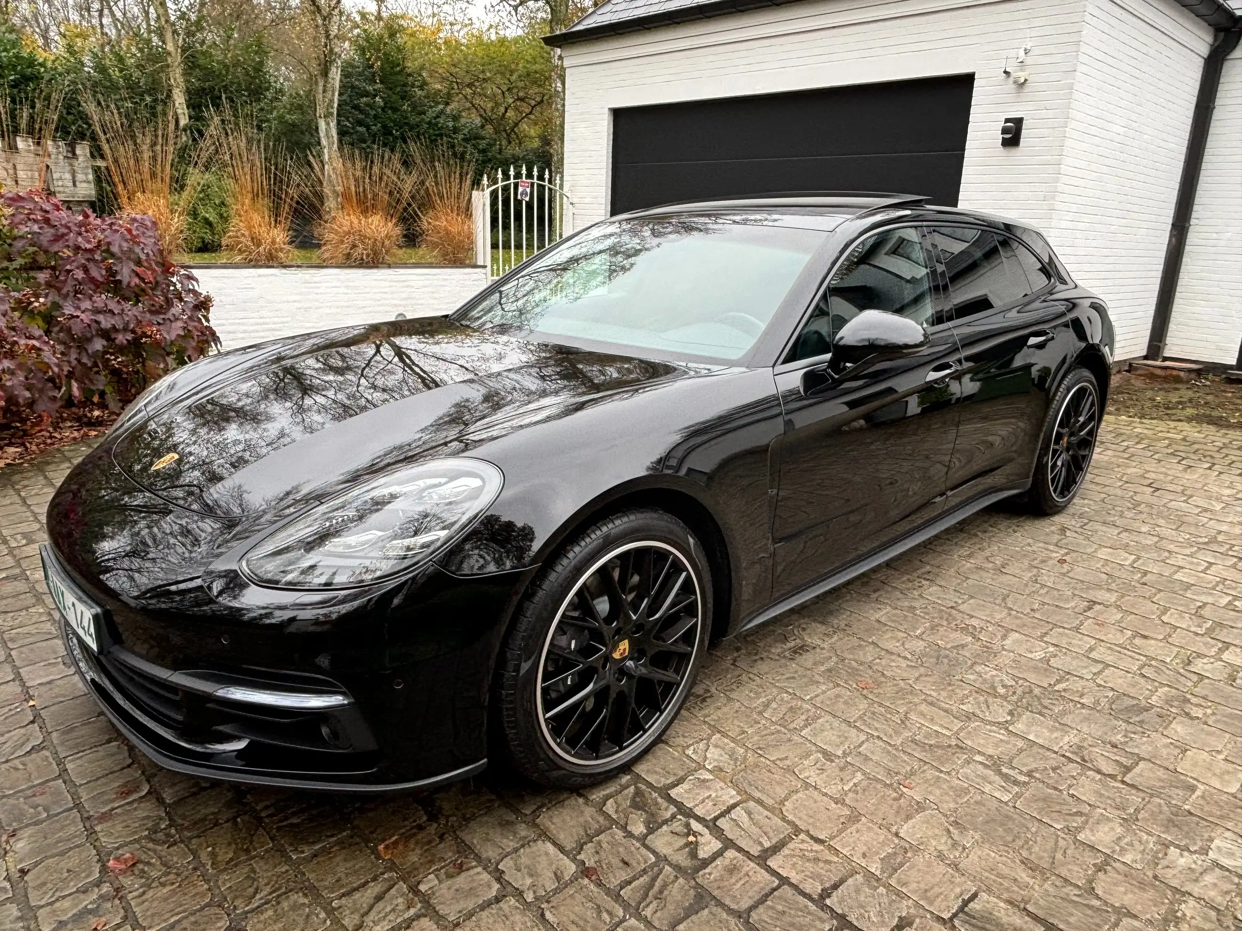 Porsche - Panamera