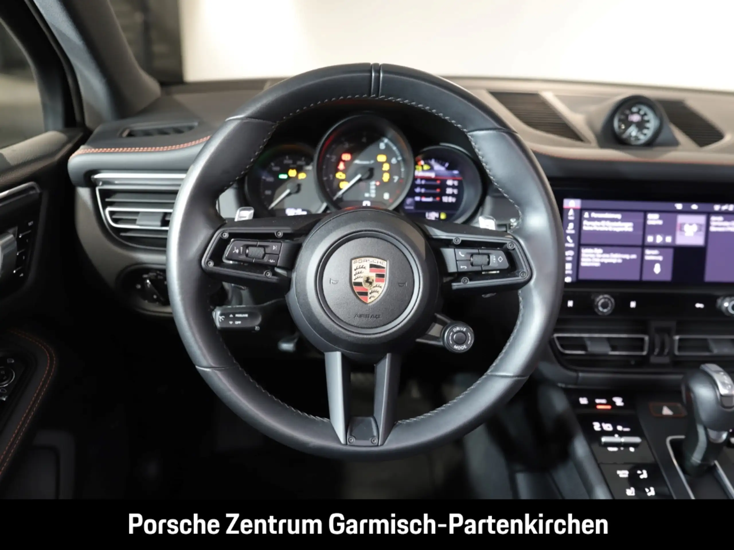 Porsche - Macan