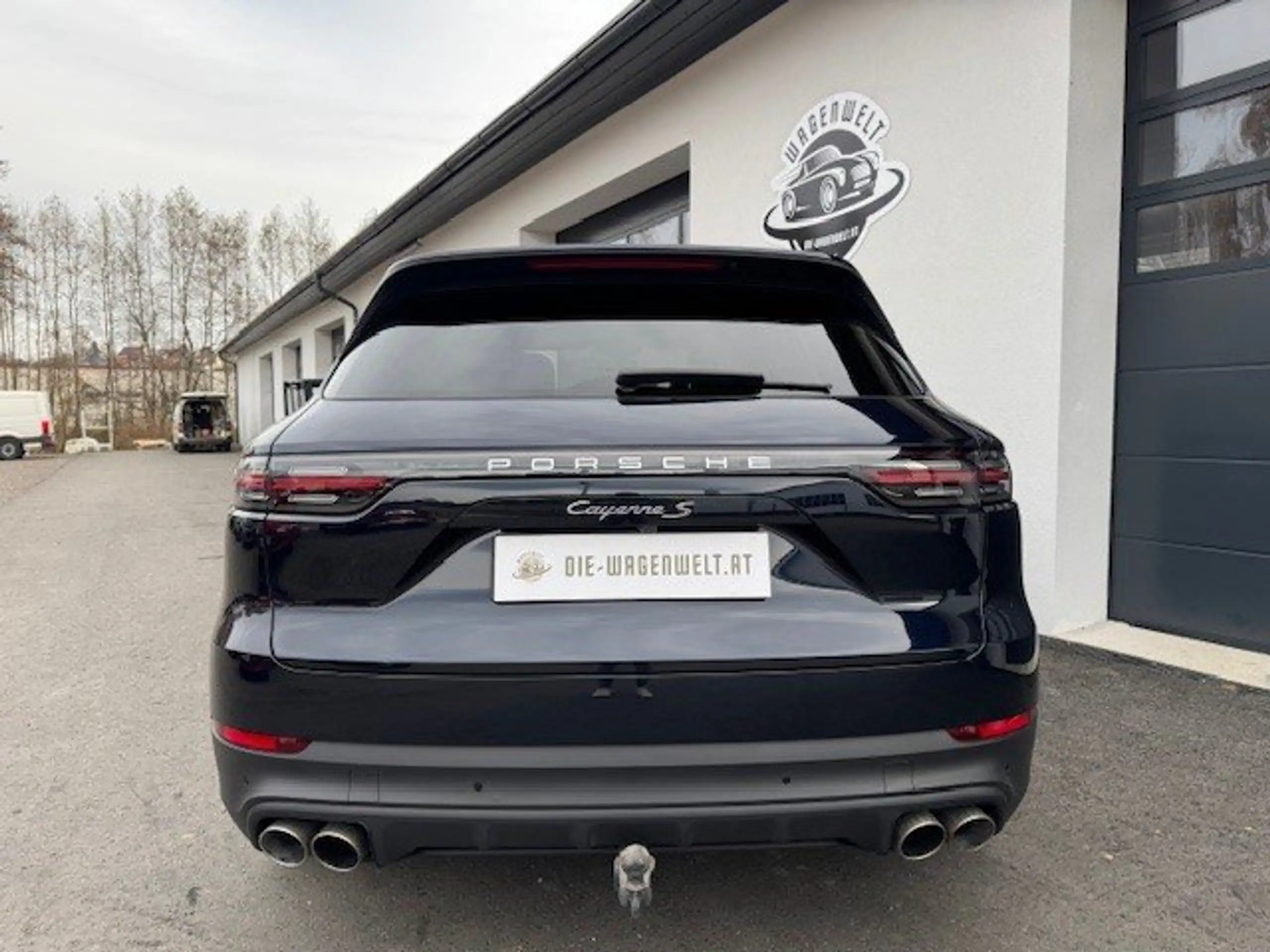 Porsche - Cayenne