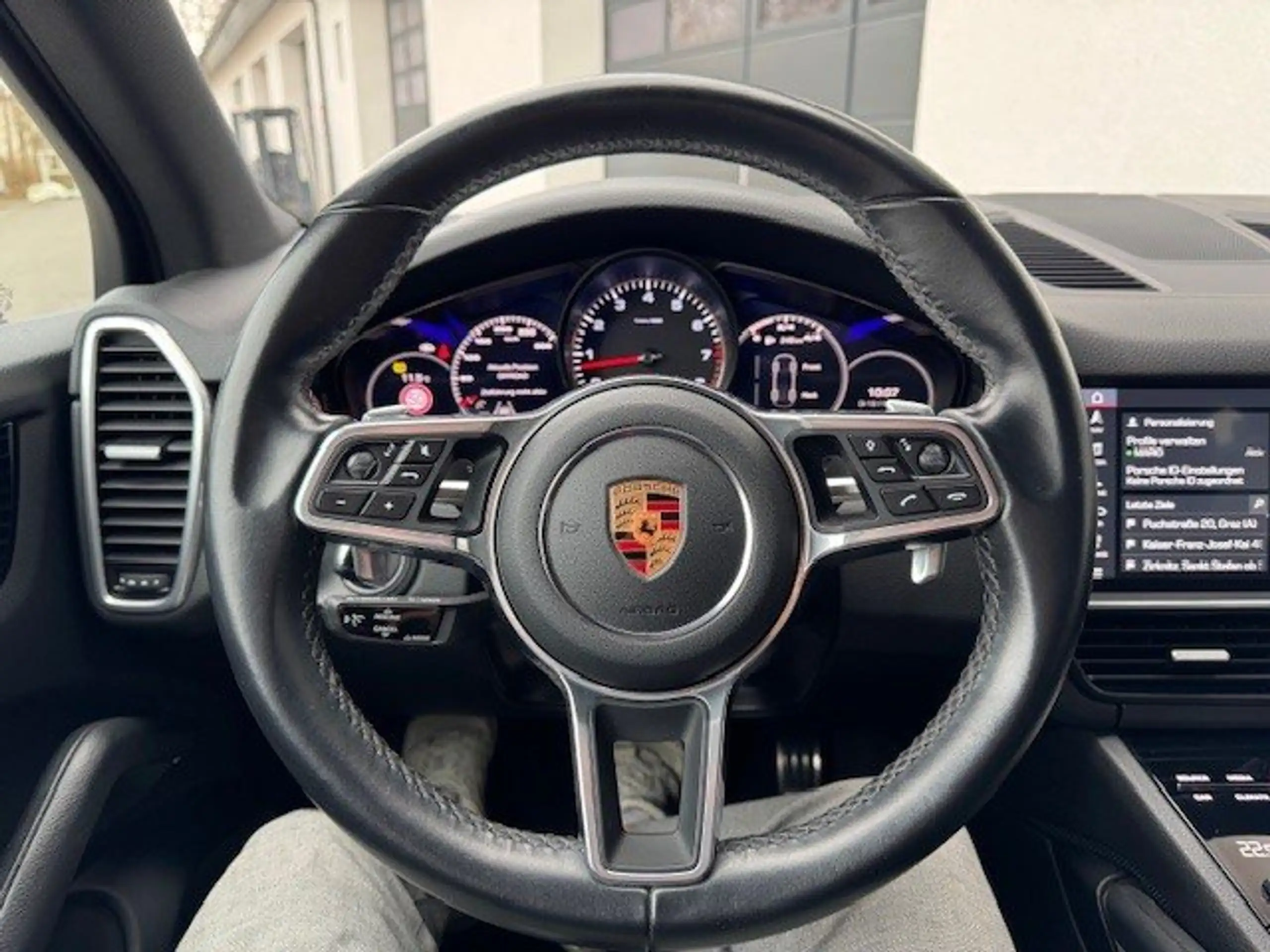 Porsche - Cayenne