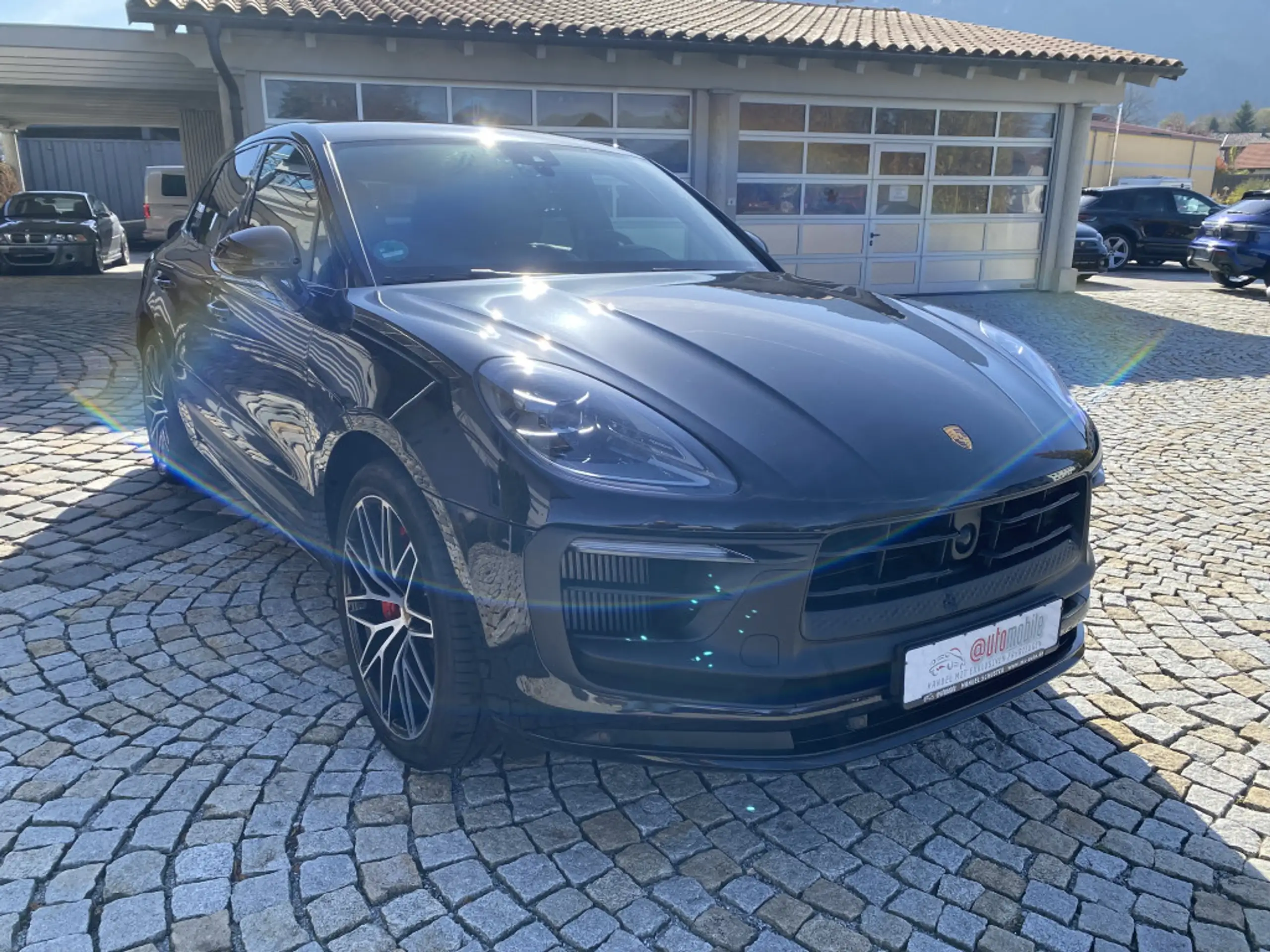 Porsche - Macan