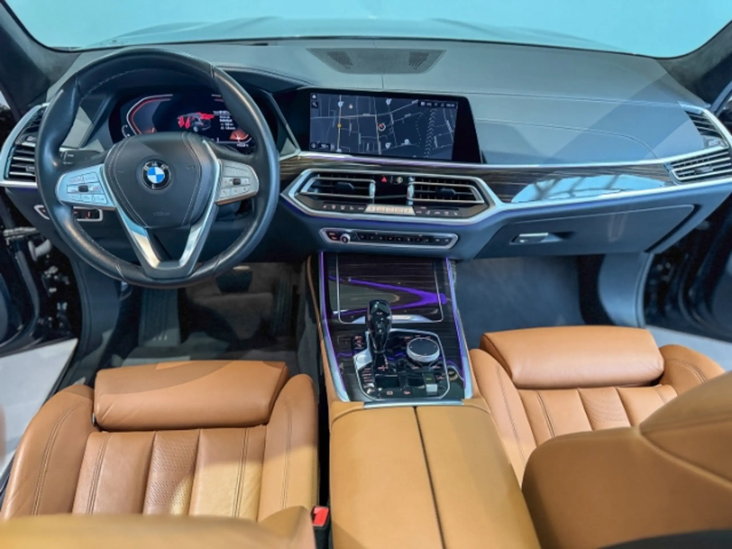 BMW - X7