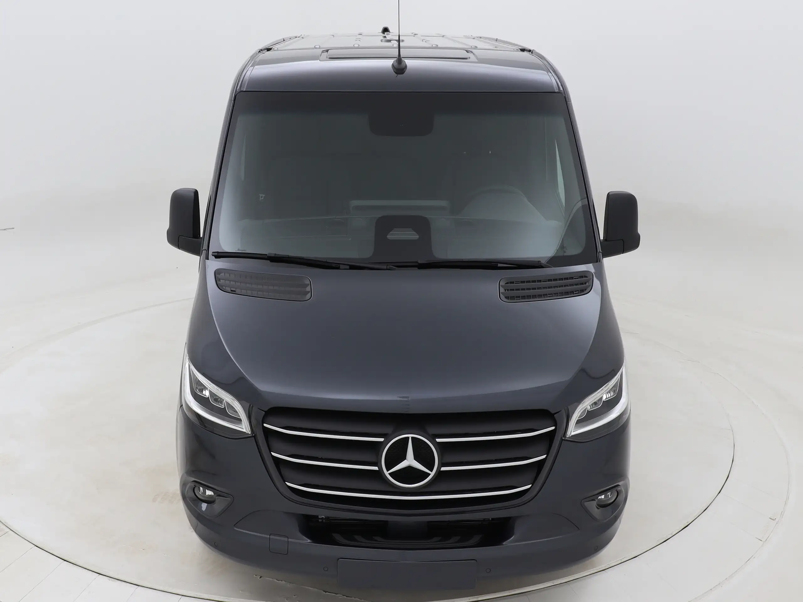 Mercedes-Benz - Sprinter