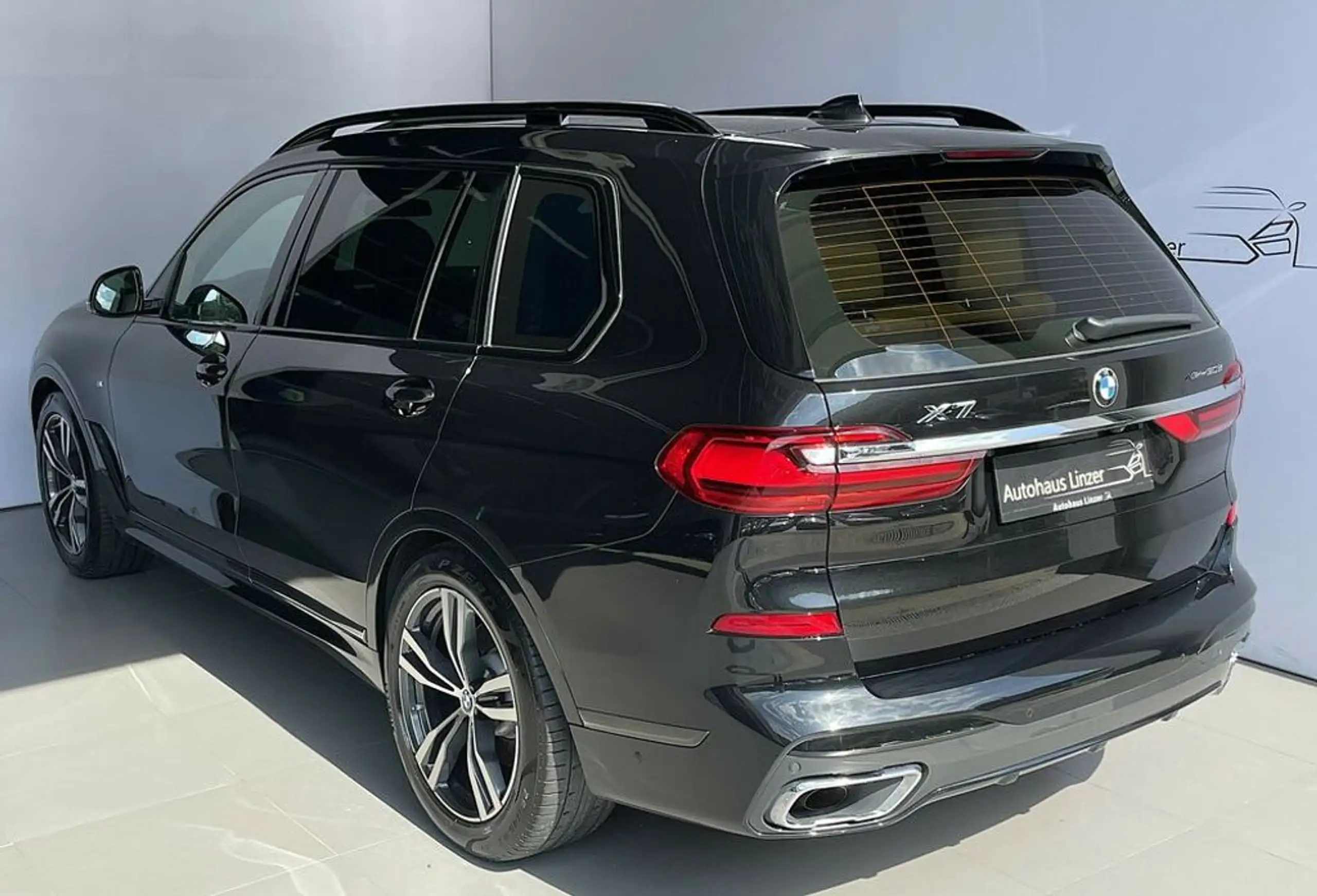 BMW - X7