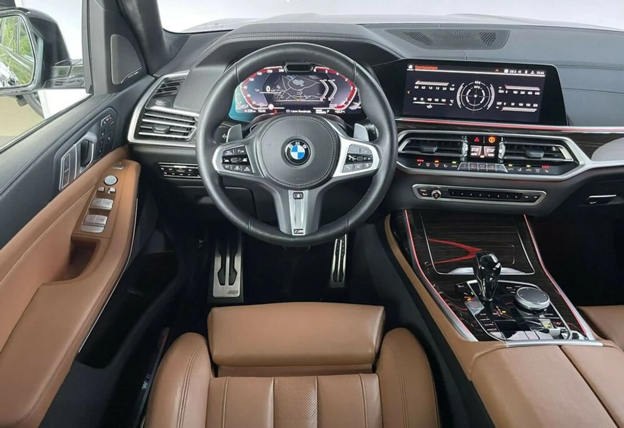 BMW - X7