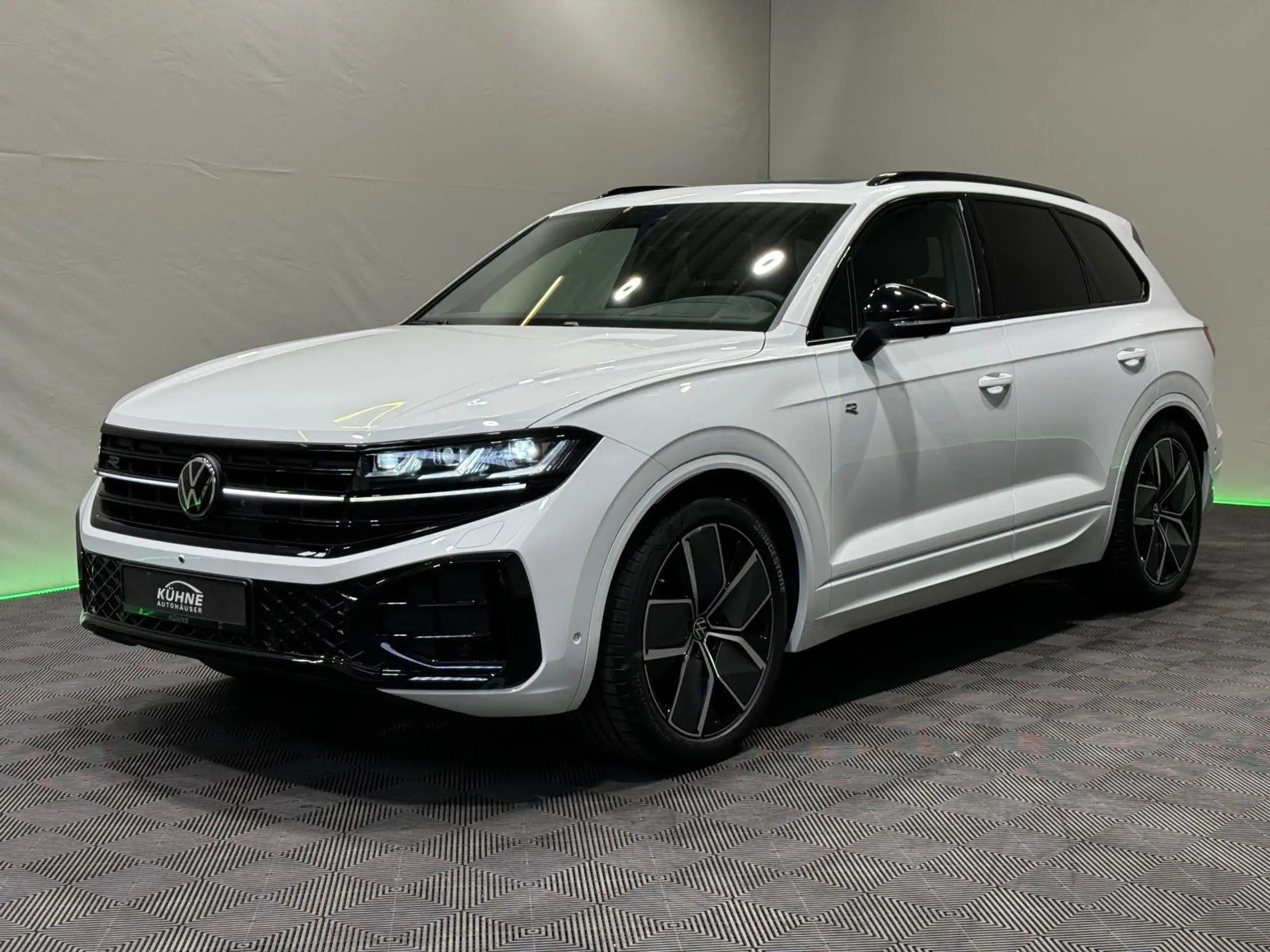 Volkswagen - Touareg