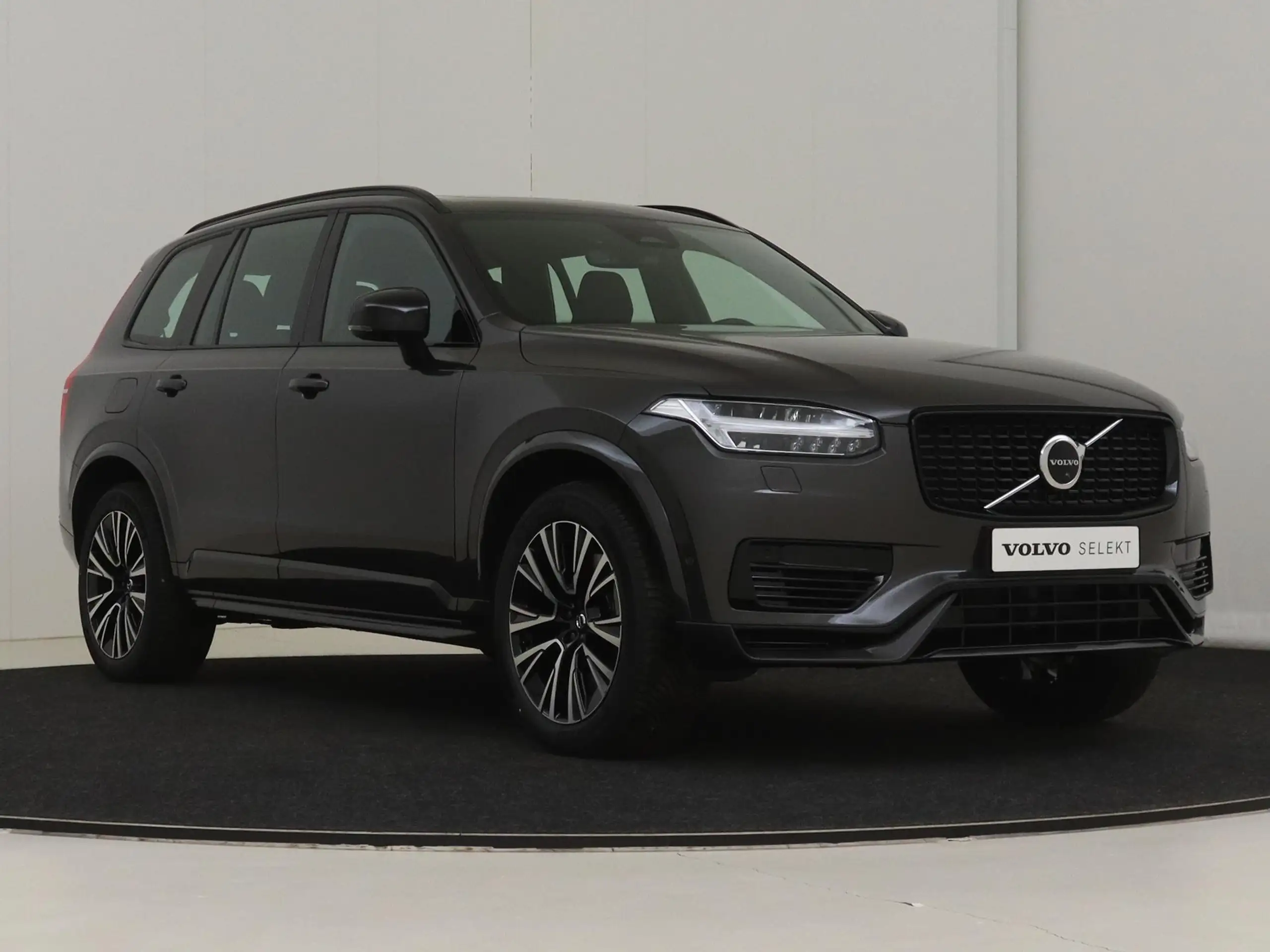 Volvo - XC90