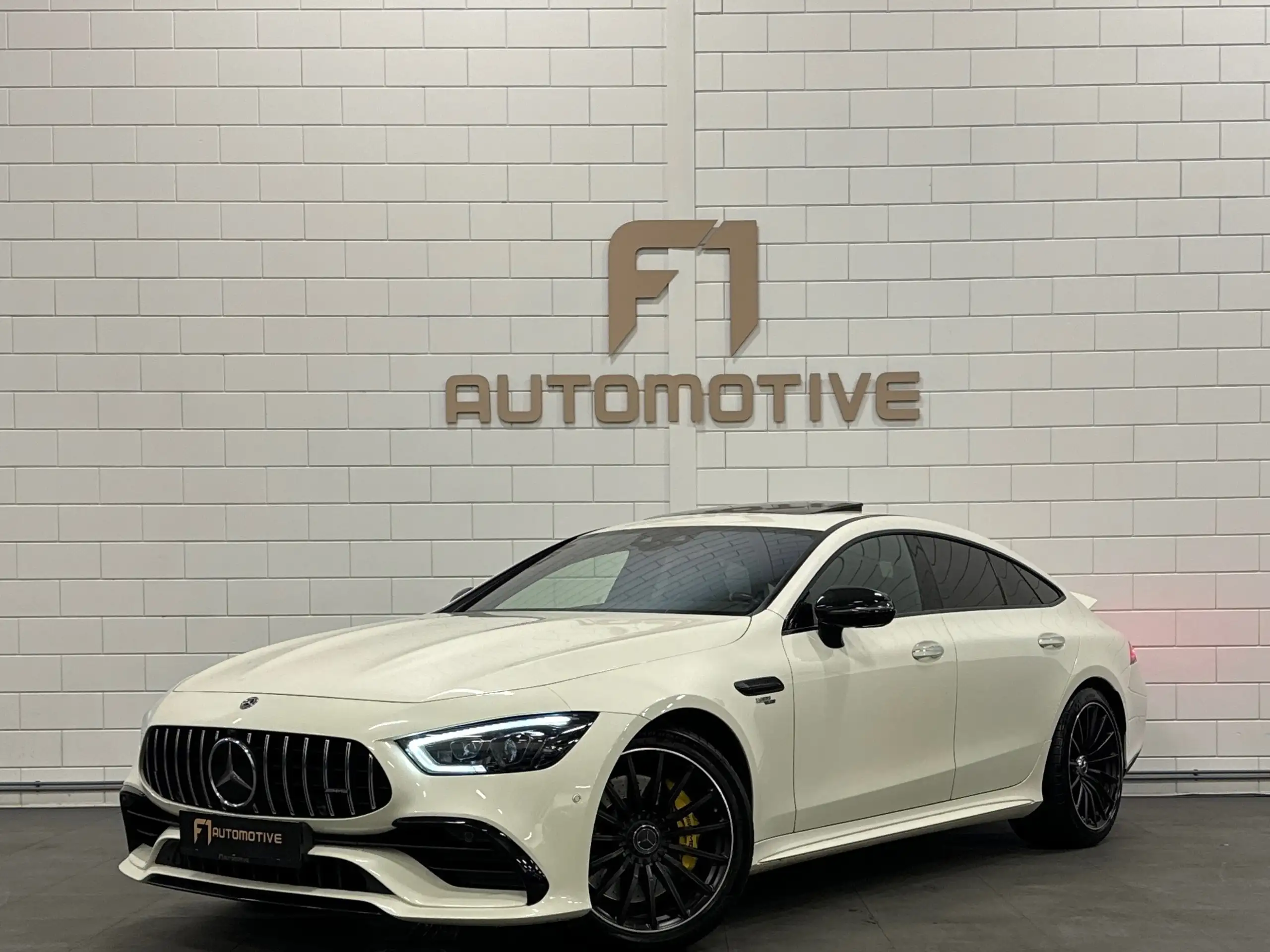 Mercedes-Benz - AMG GT