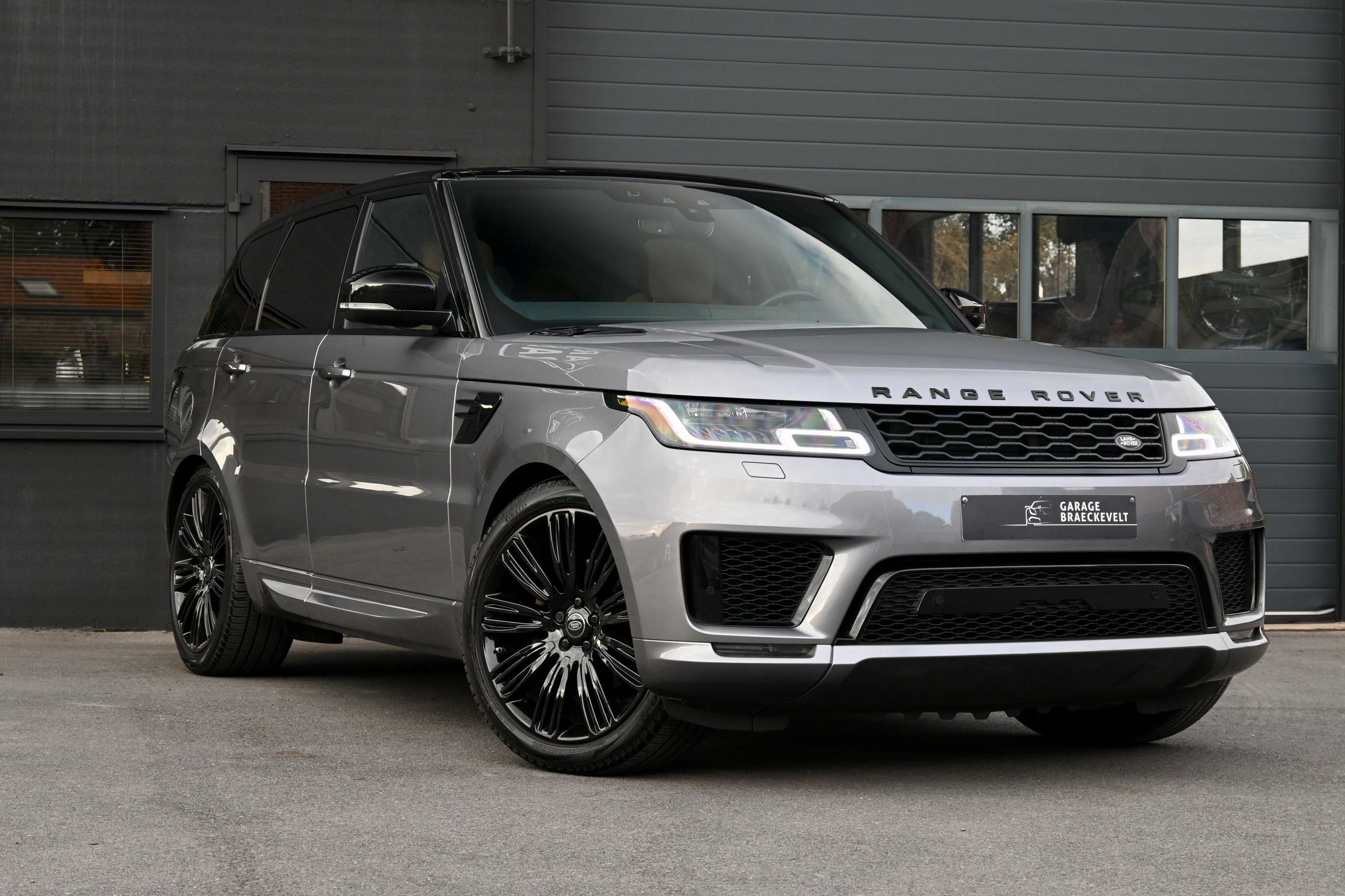 Land Rover - Range Rover Sport