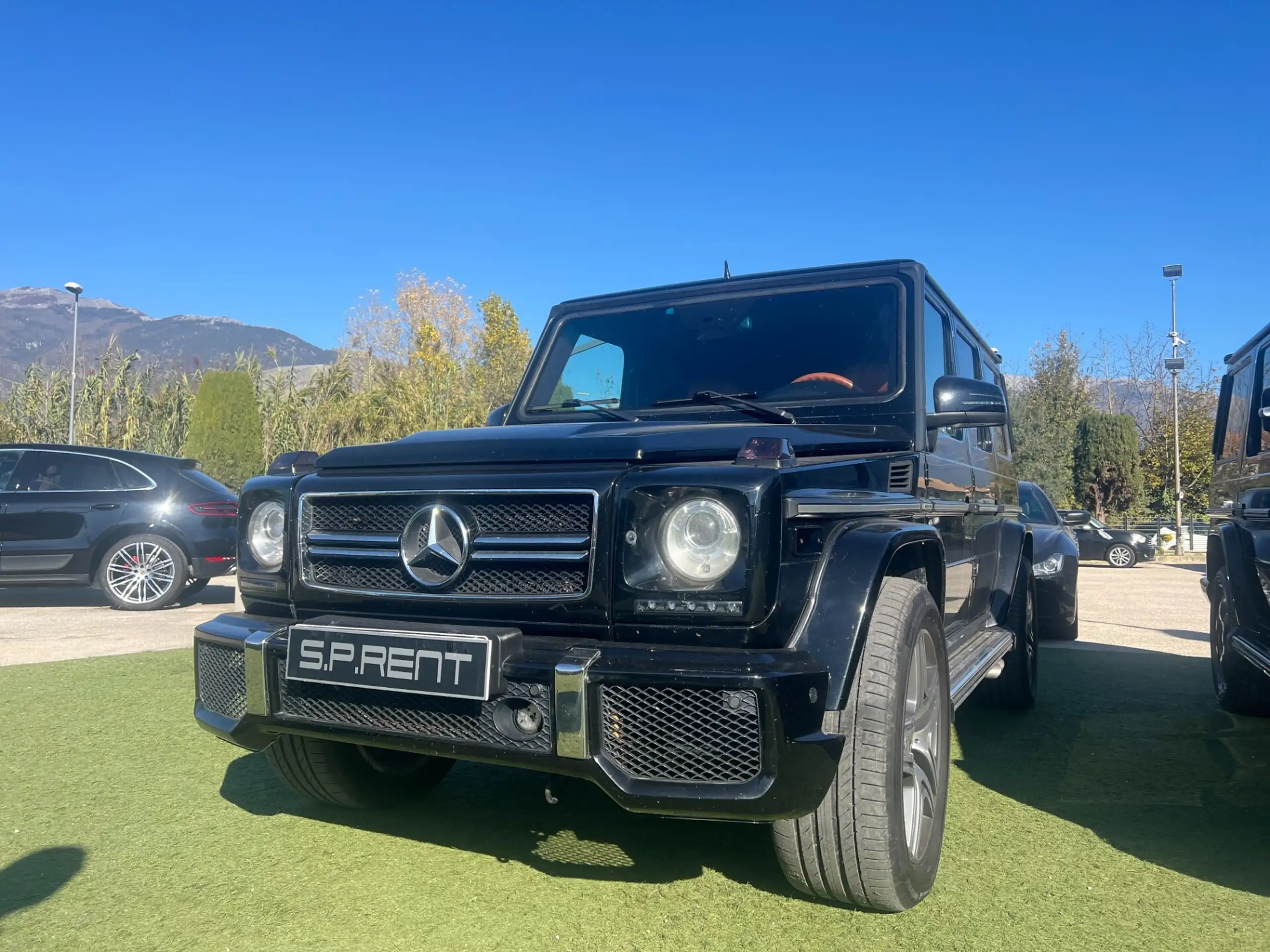 Mercedes-Benz - G