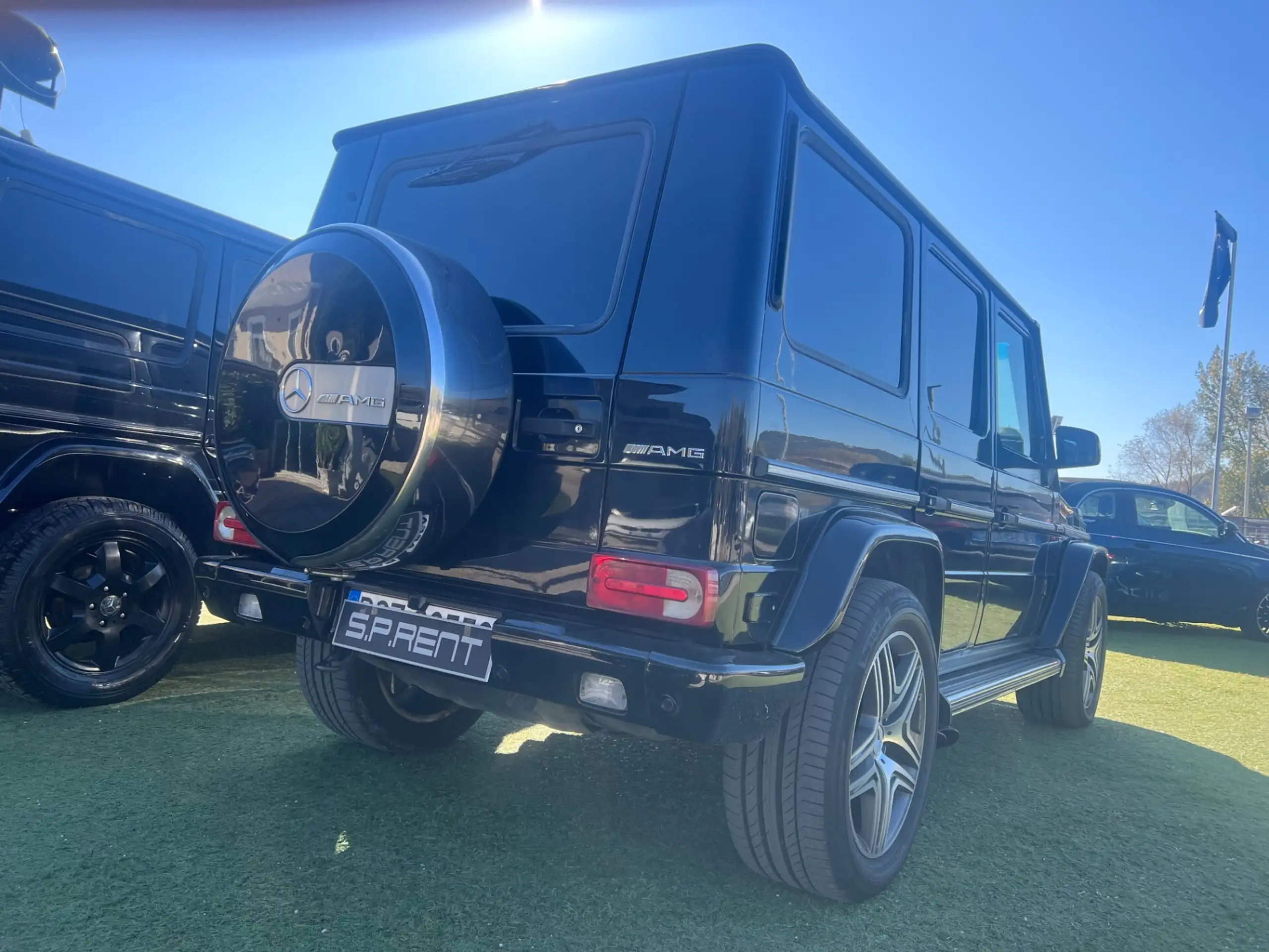 Mercedes-Benz - G